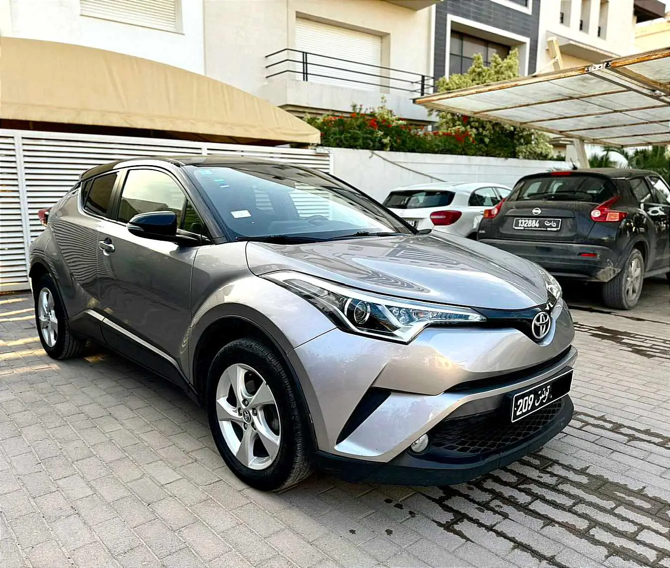  TOYOTA CH-R Boîte Auto à Ariana - Photo 2