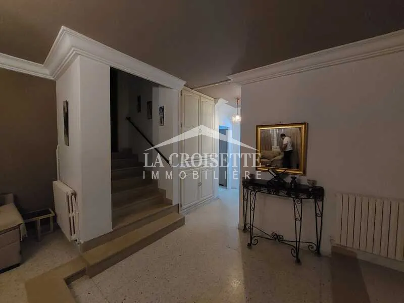  Borj cedria à louer un Appartement haut standing ; Salon + Salle de séjour +3 pièces + 1 salles de bains 