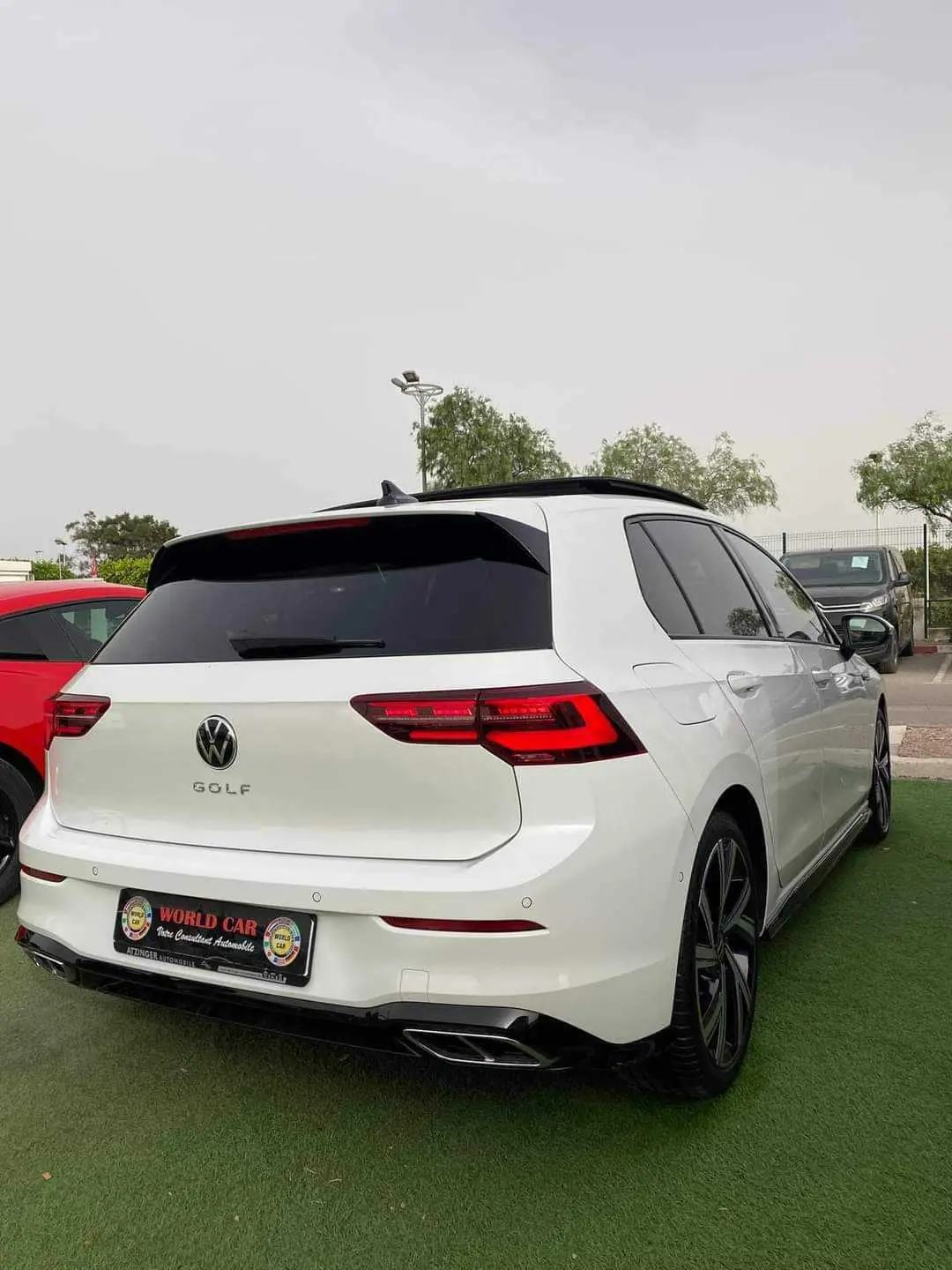  Golf 8 R LINE à Tunis - Photo 2