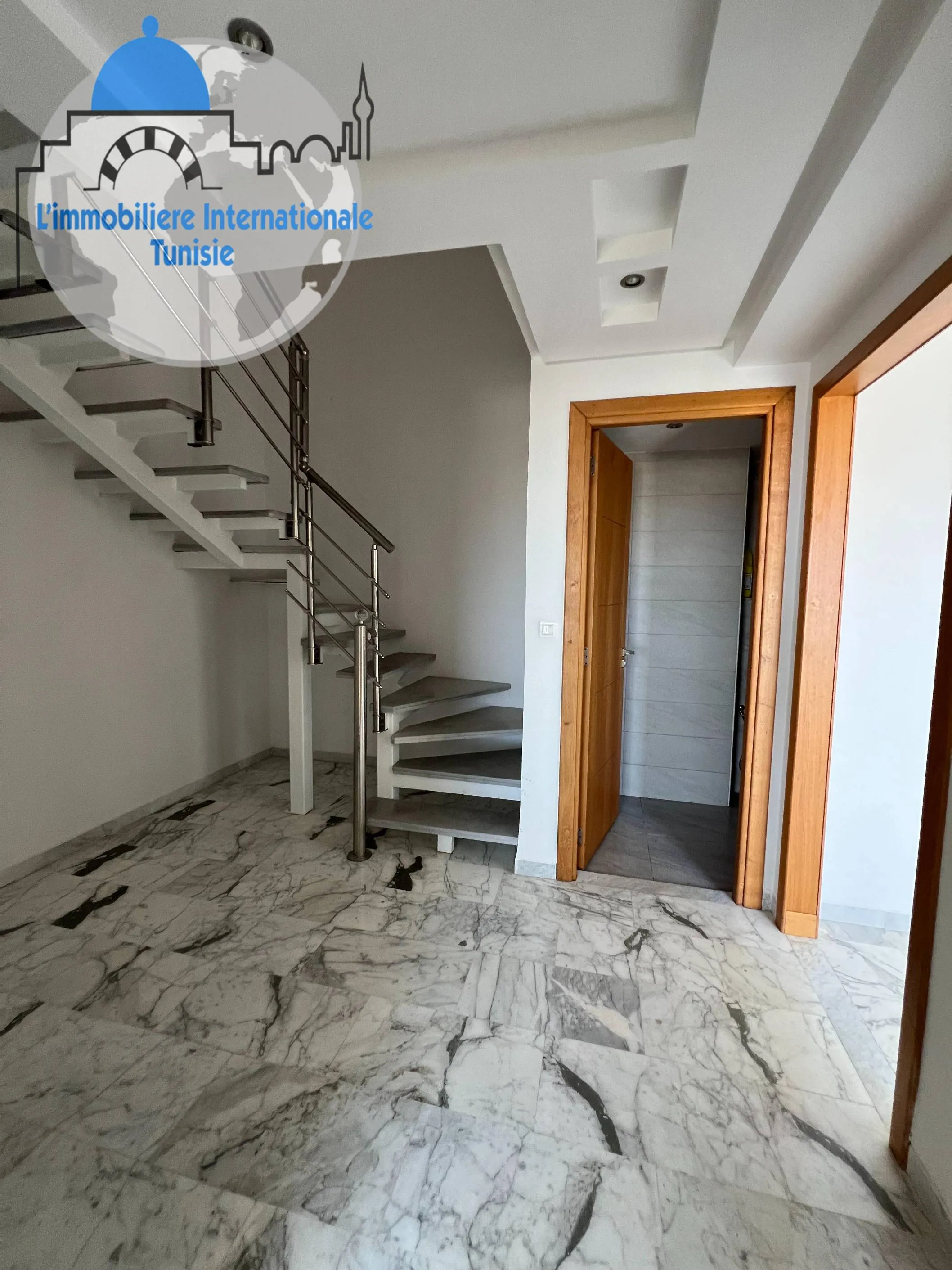  Vente Spacieux appartement S+2 nouvelle medina 3 