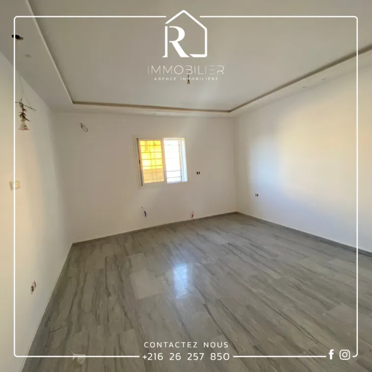  A vendre #villa S3 avec piscine en cours de construction à Nabeul - Photo 3