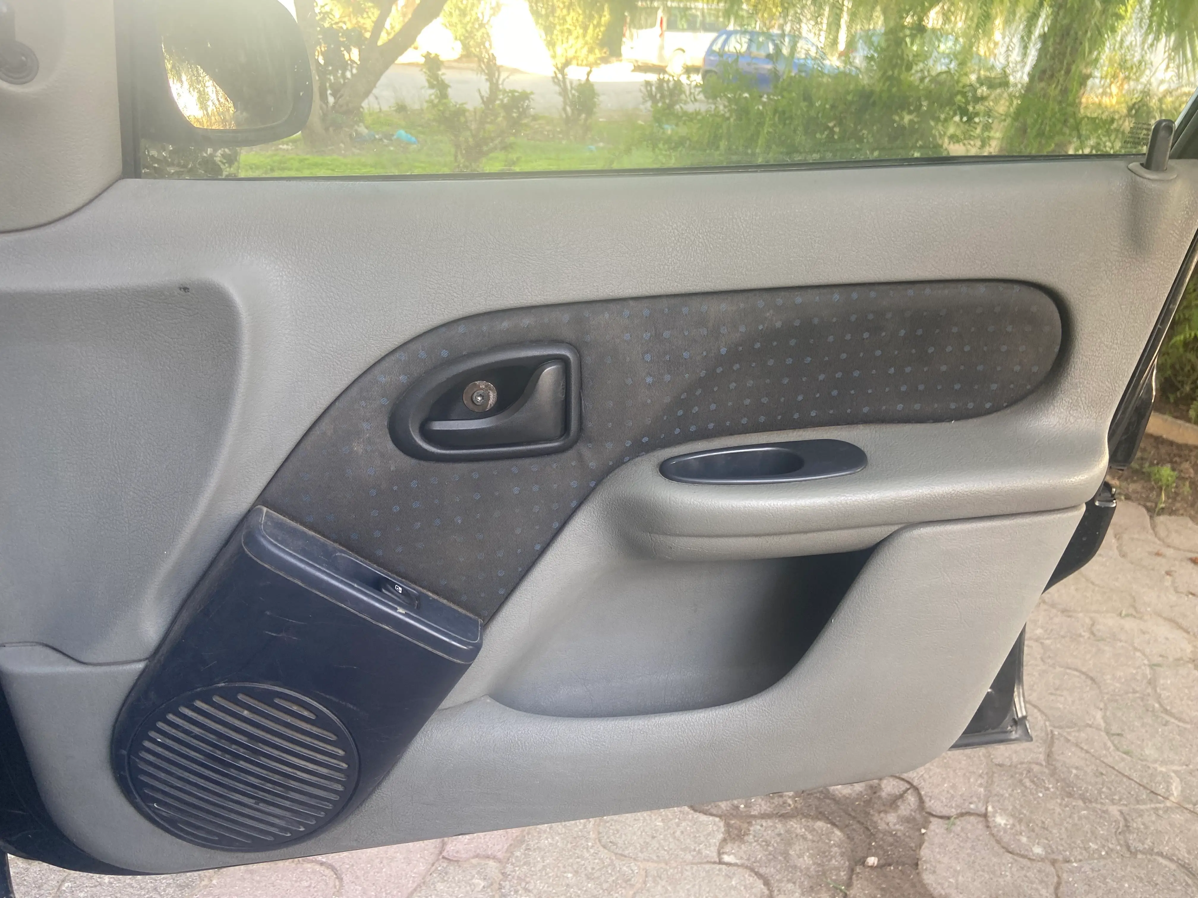  Clio classique à vendre à Tunis - Photo 3