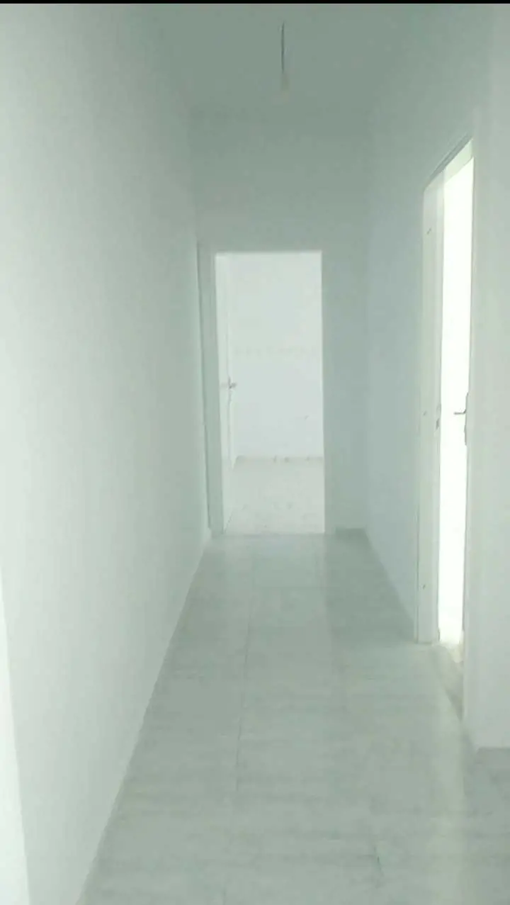  Villa, maison, locaux à vendre à Ariana - Photo 3