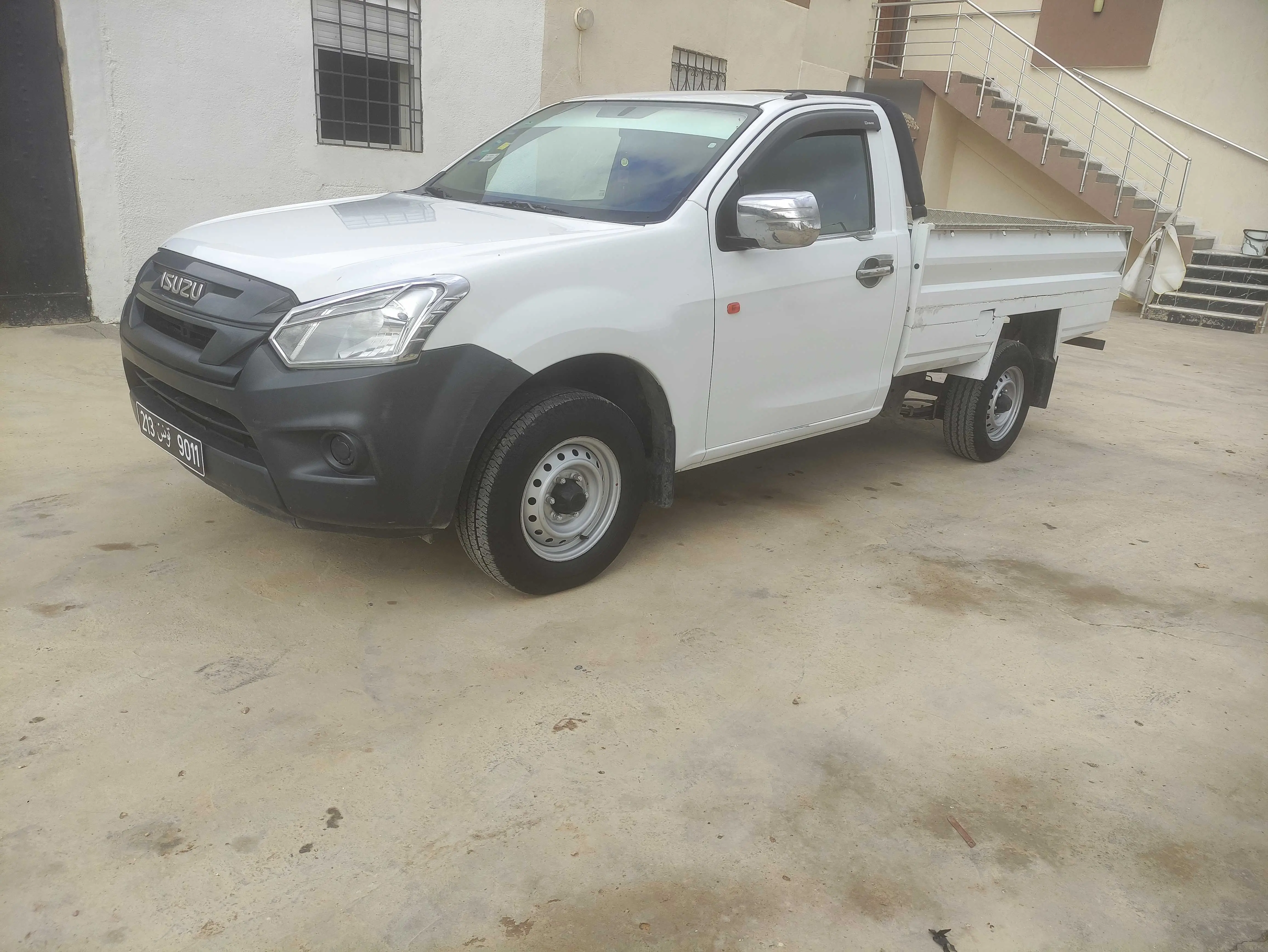  Isuzu D-max premièr main à Zaghouan - Photo 2