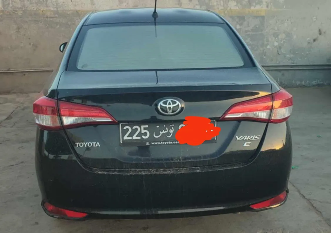  A vendre Tayota Yaris à Mahdia - Photo 3