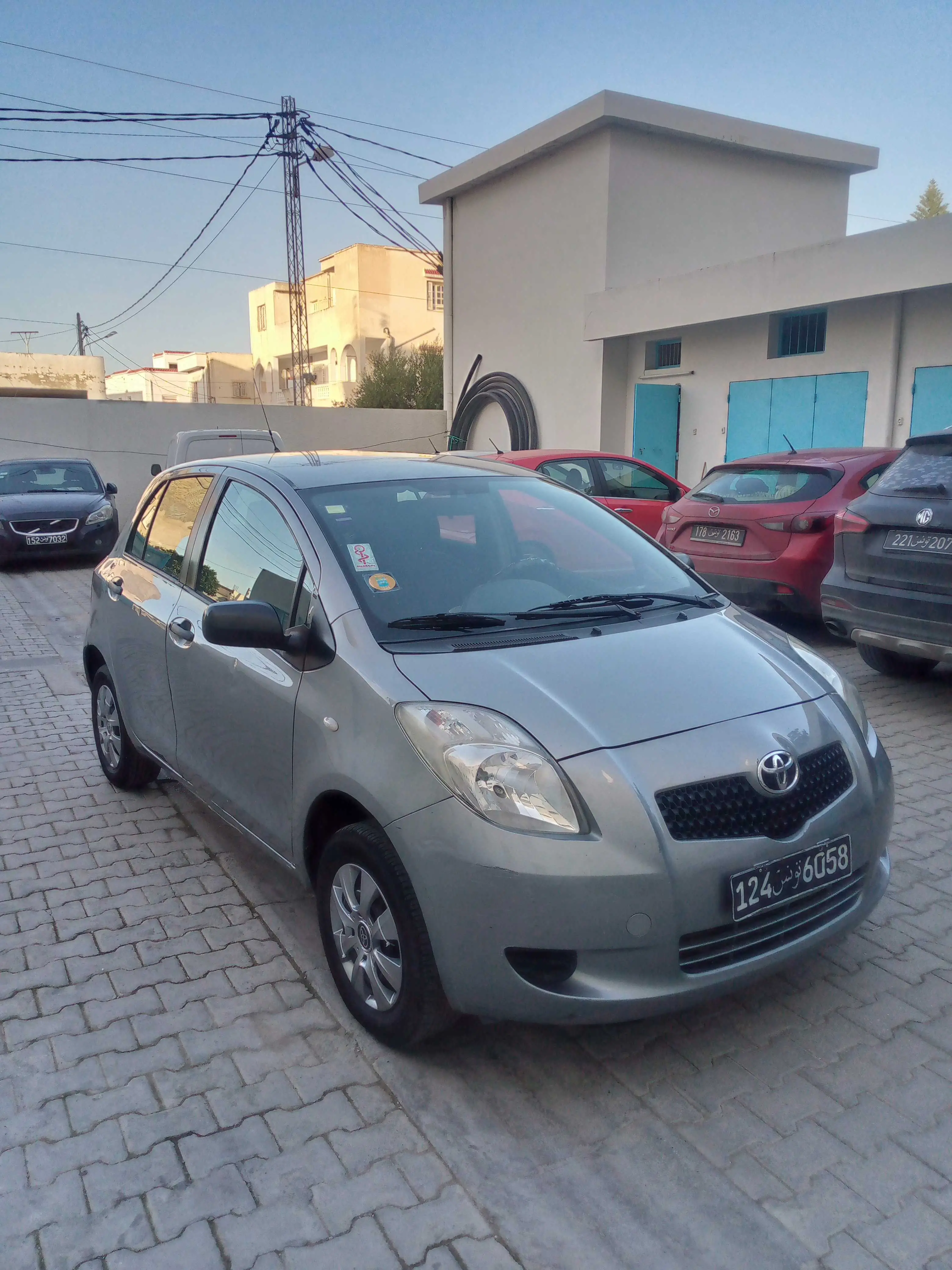  Toyota Yaris/29374925 à Ben Arous - Photo 2