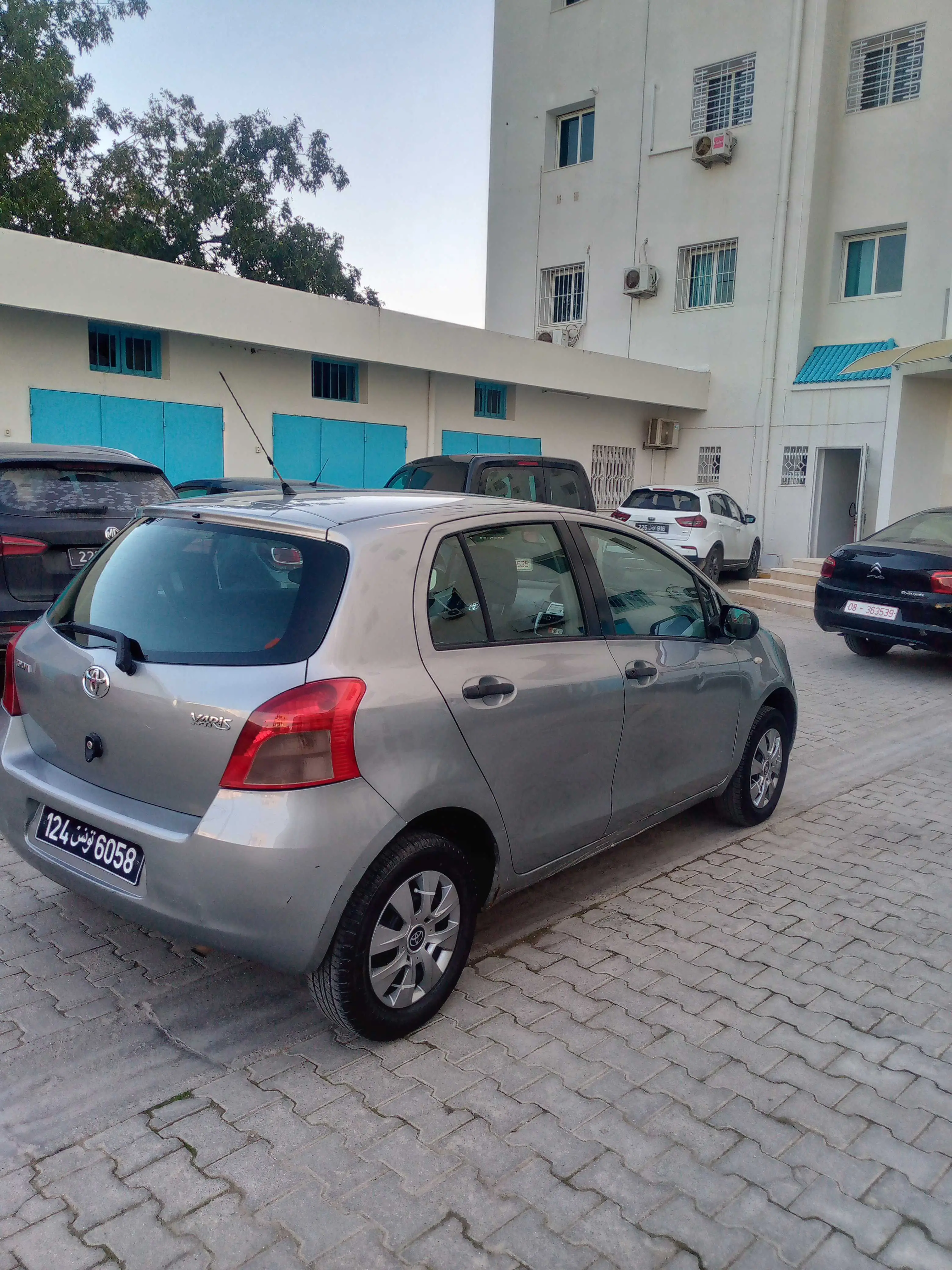  Toyota Yaris/29374925 à Ben Arous - Photo 3