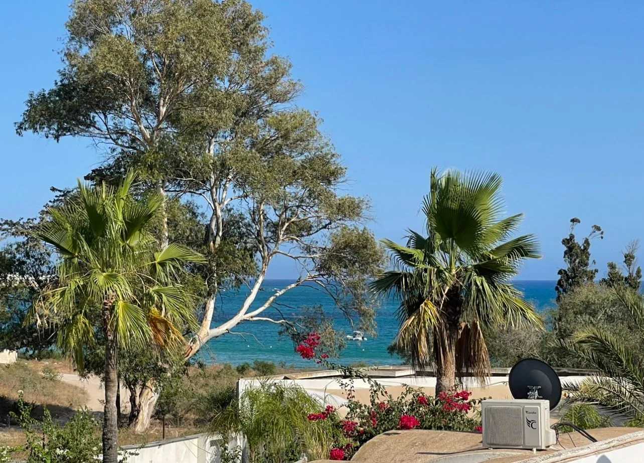  Belle villa toute neuve S+4 avec piscine à vendre 51355351 