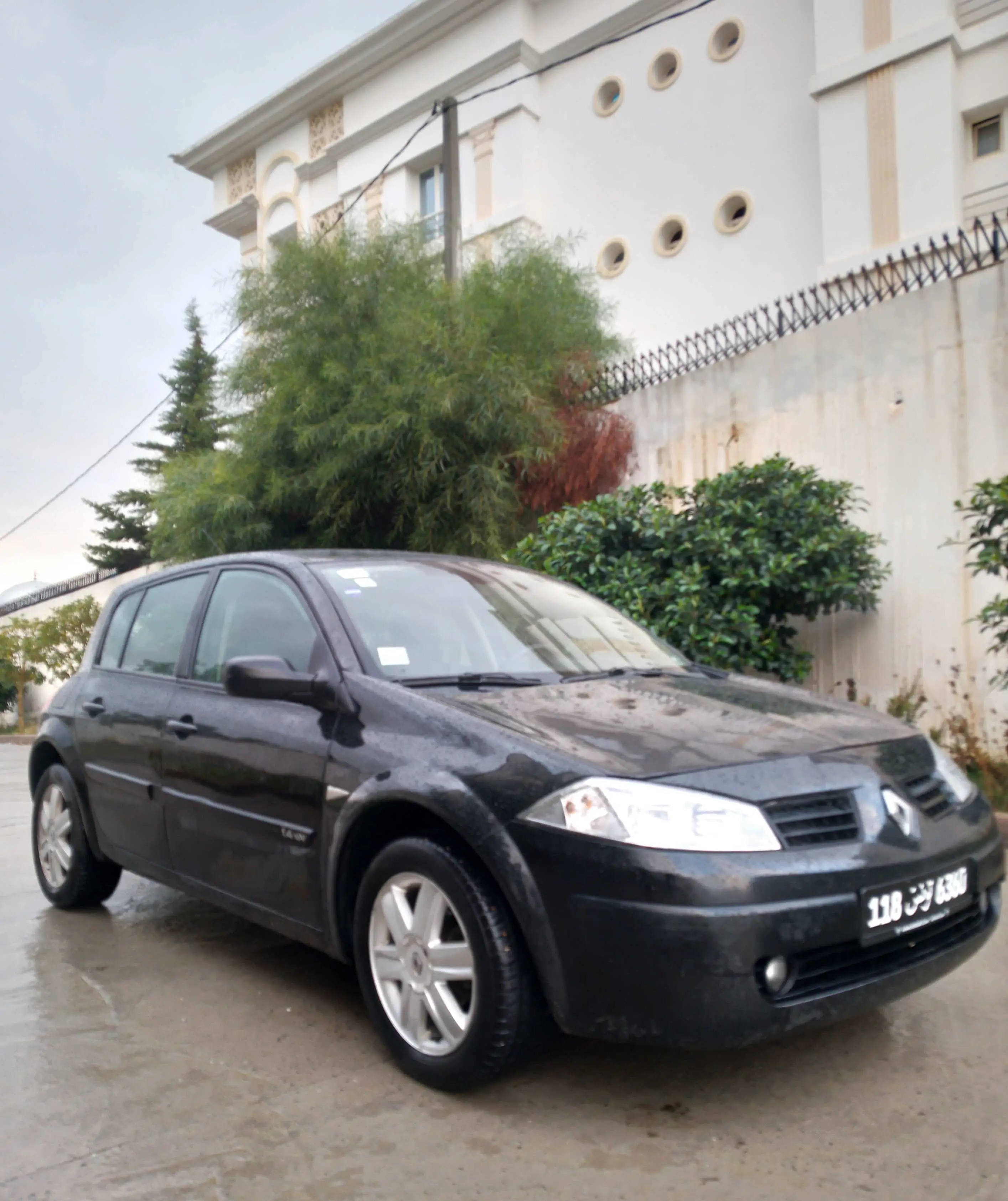  MEGANE CASQUETTE TOUTE OPTIONS TEL 26548874 à Bizerte - Photo 2