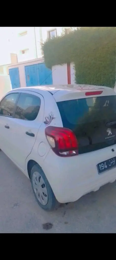  Peugeot 108 à Manouba - Photo 3
