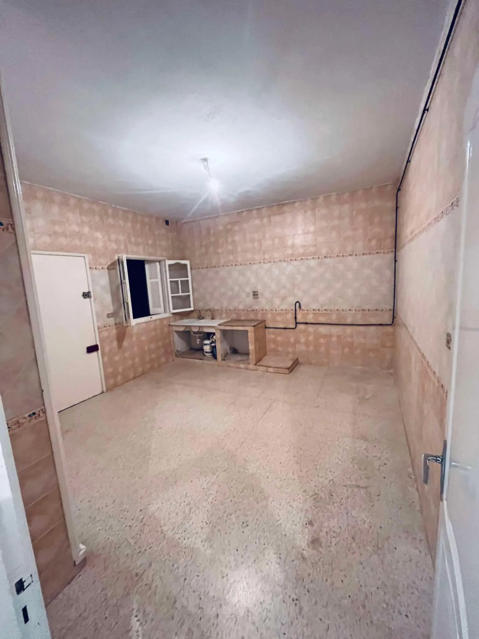  LOCATION ETAGE DE VILLA A ARIANA à Ariana - Photo 2