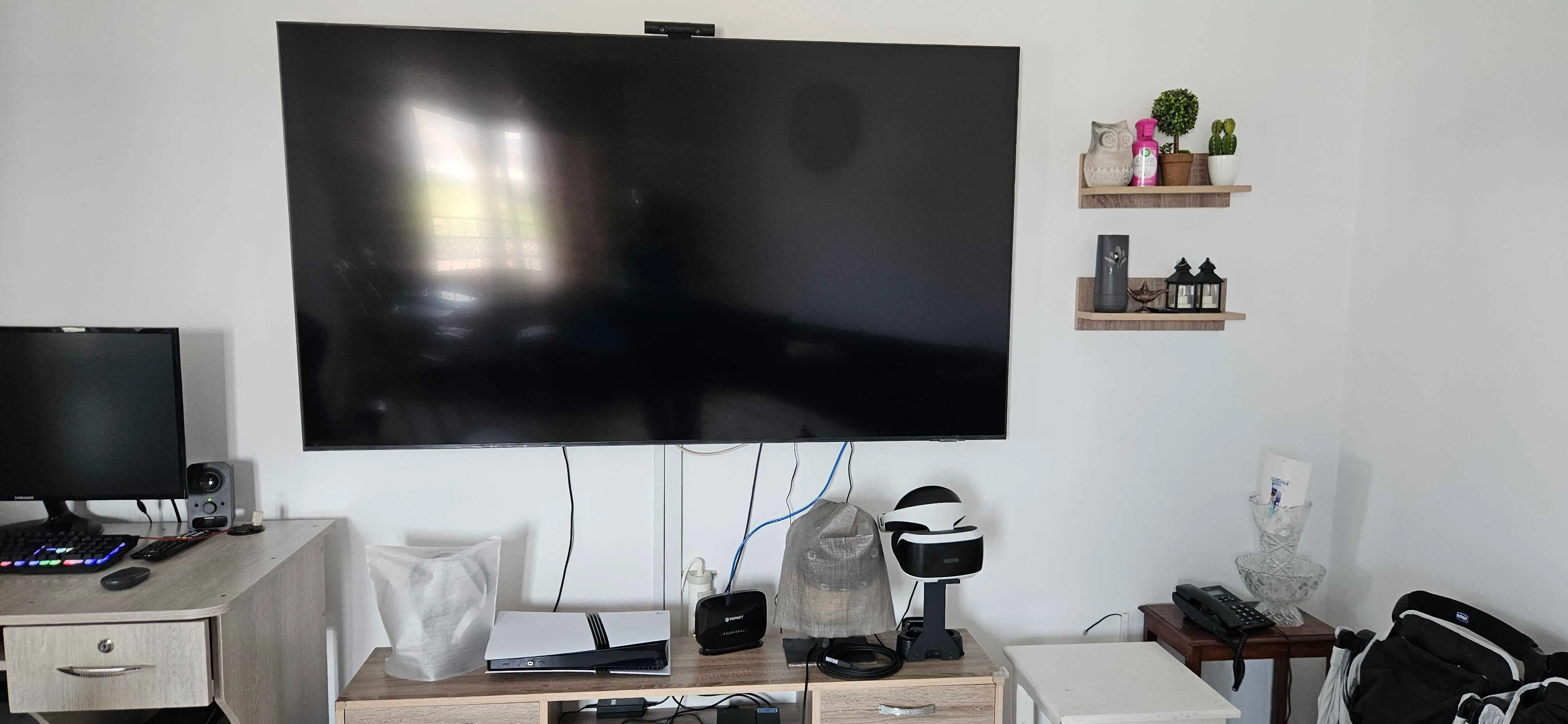 Tv samsung 75" 4K crystal UHD CU8000 à Nabeul - Photo 2