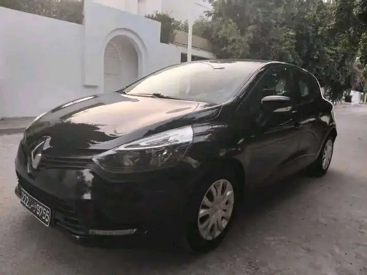  RENAULT CLIO 4 PREMIÈRE MAIN EN ÉTAT NEUF à Bizerte - Photo 2