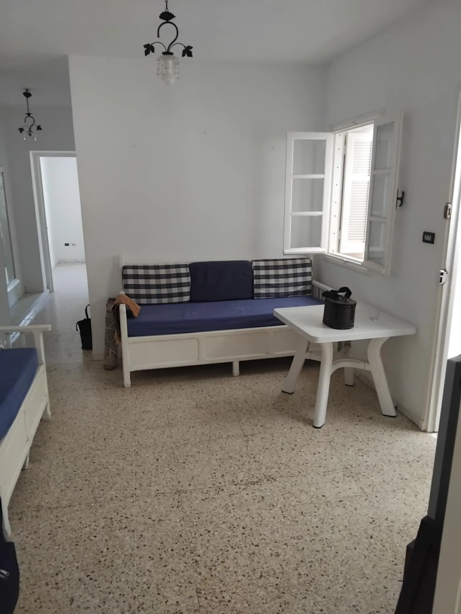 studio indépendant a ennasr 1 wb3989