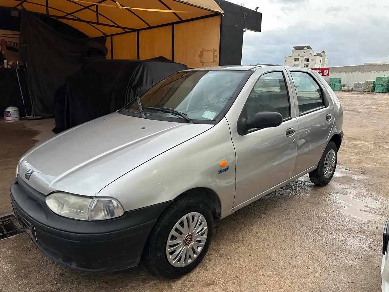  Divers Pièces et accessoires pour Peugeot 3008. TEL ;51670816. 