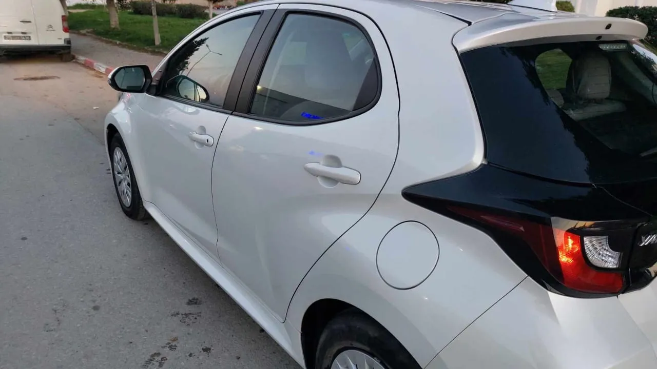  Toyota Yaris à vendre à Ariana - Photo 2