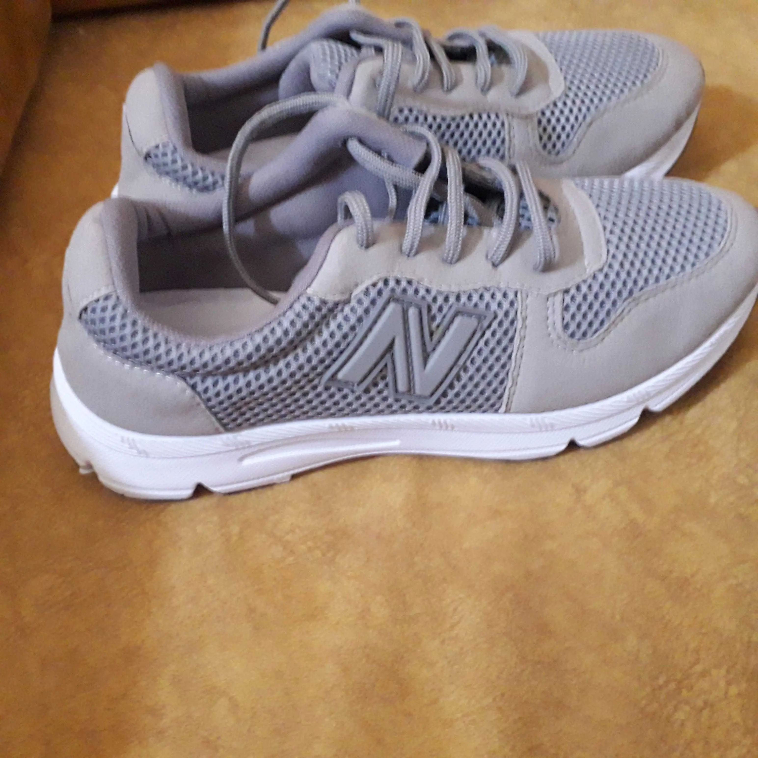 Saucony