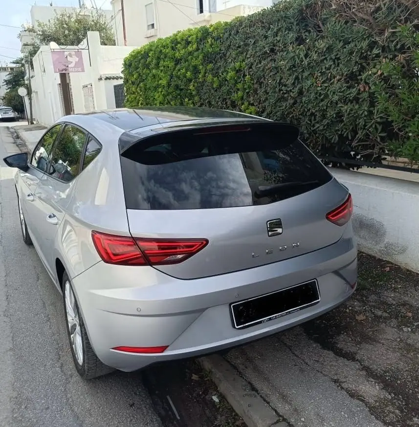  Seat Leon à Kairouan - Photo 2