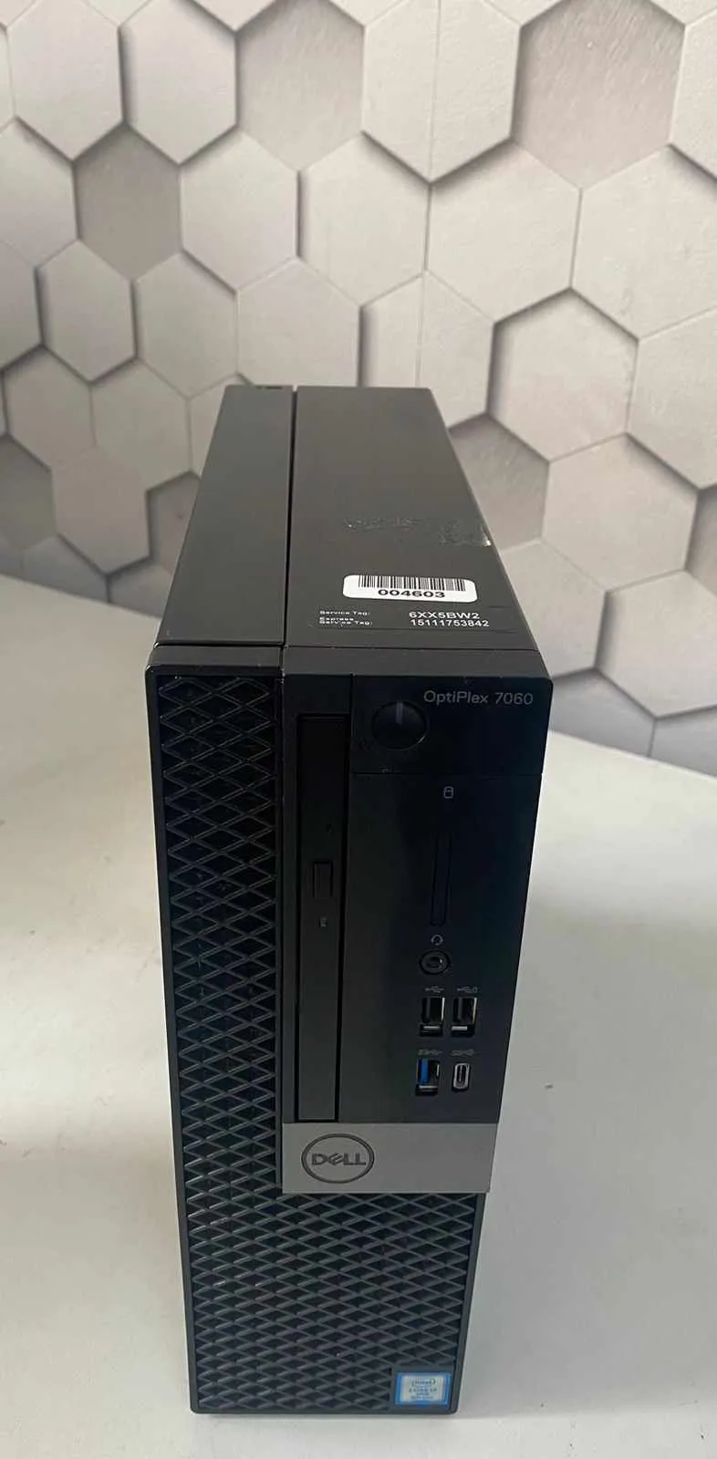  Dell Optiplex 7060MT / i7 8è Gén /Ecran 24p 8Go/512 SSD à Tunis - Photo 3