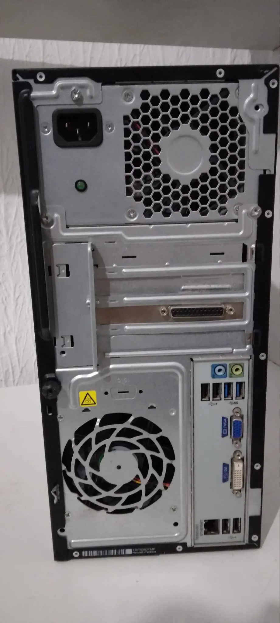  HP 280 G1 MT - I5 4590S - 8GB - 500GB HDD - WINDOWS 10 PRO à Ben Arous - Photo 2