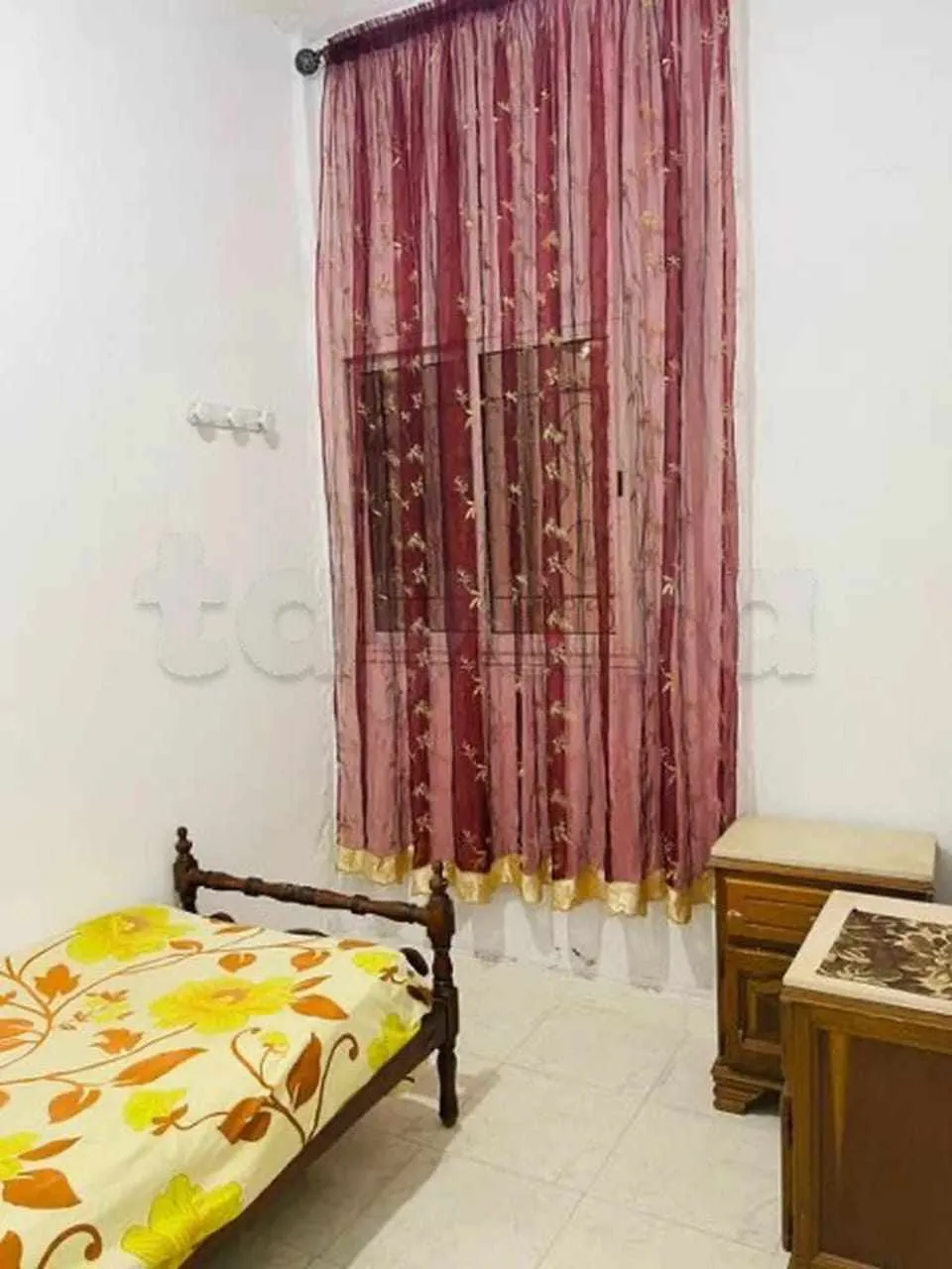  un studio s+0 meublé a louer situé a Khaznadar Prés de lycée et de station métro à Tunis - Photo 3