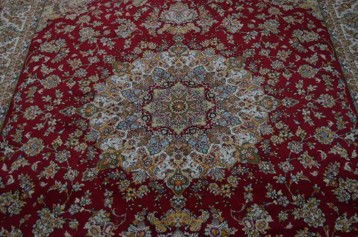  ????Superbe Tapis haute Gamme en soie -Numéro 05- à Tunis - Photo 3