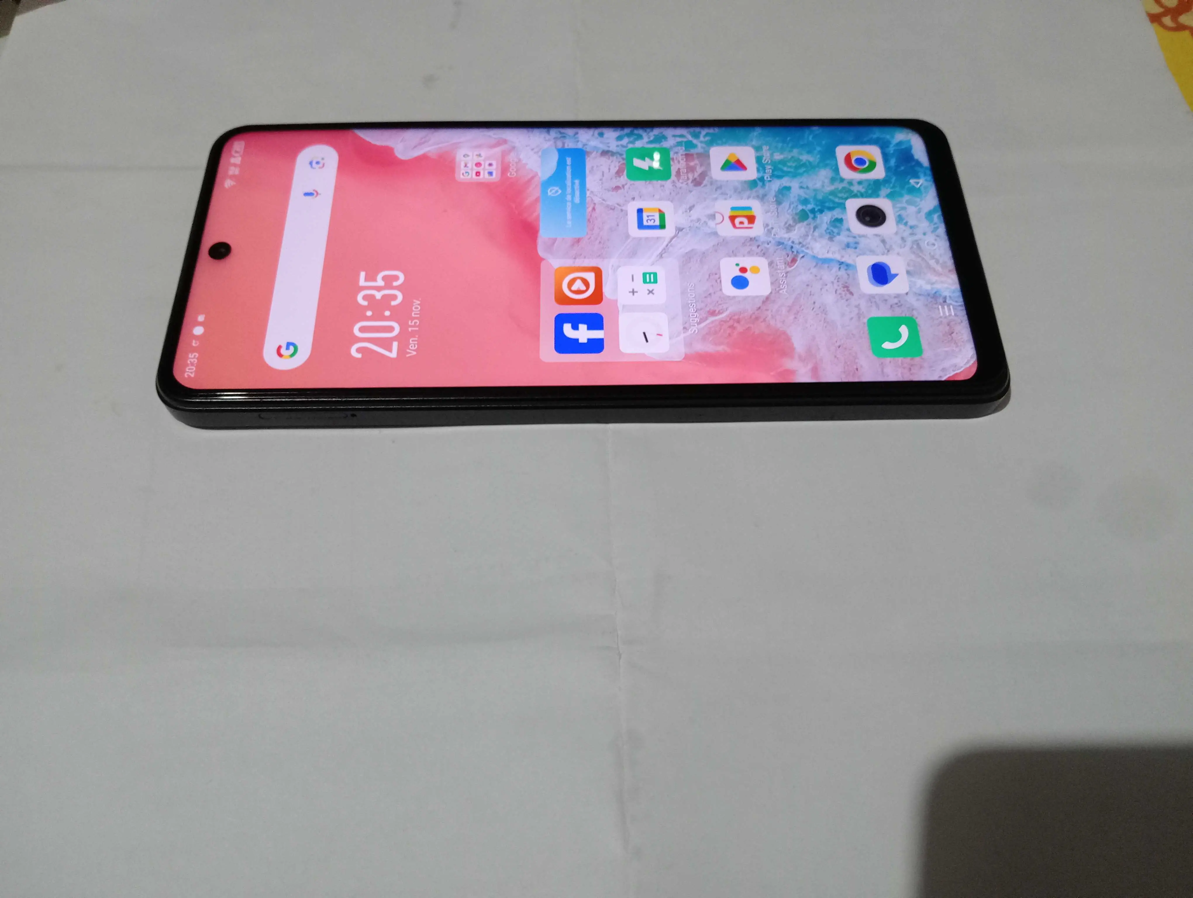  Infinix hot 40i état neuf m3ah boukouh w chargeur tel ndhif barcha w charge tayara 