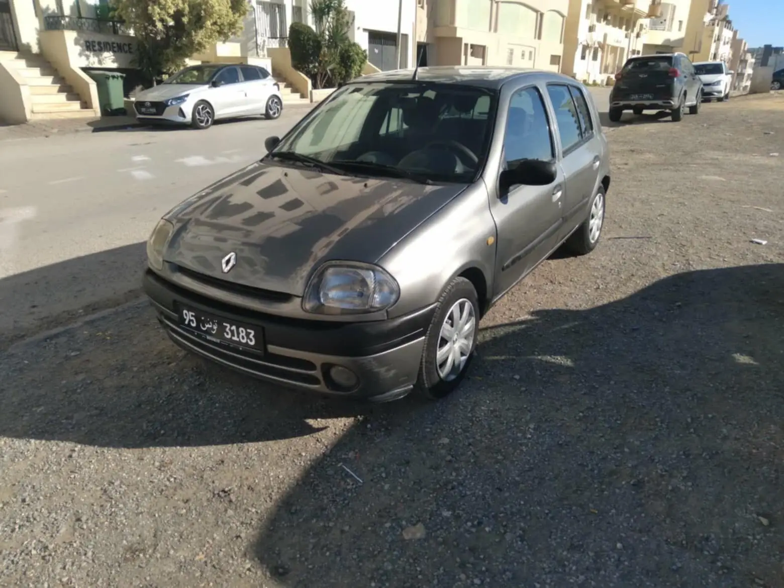  renault clio tout option 1mains à Ariana - Photo 2