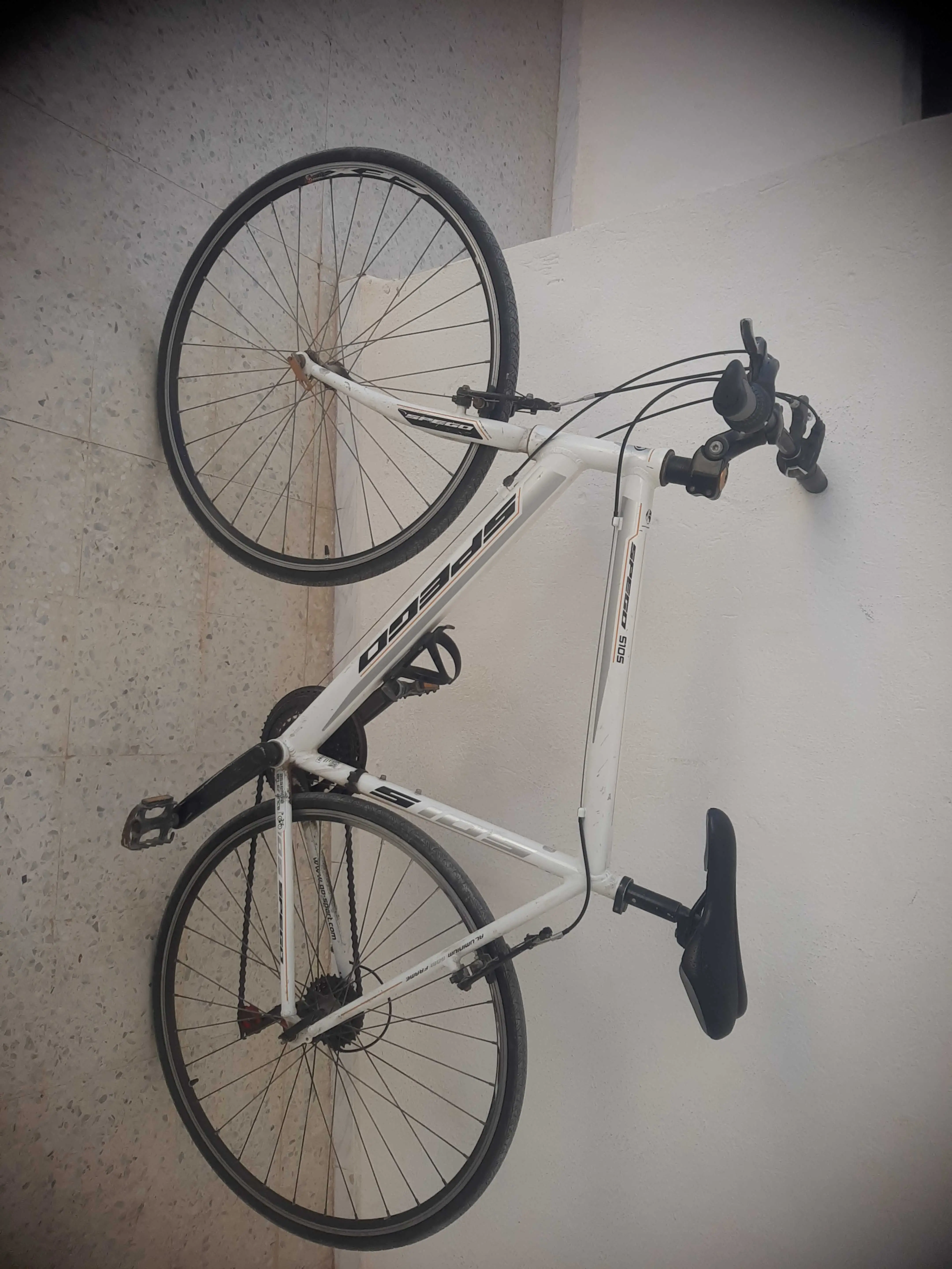  Bicyclette de course à vendre prix négociable à sousse - Photo 2