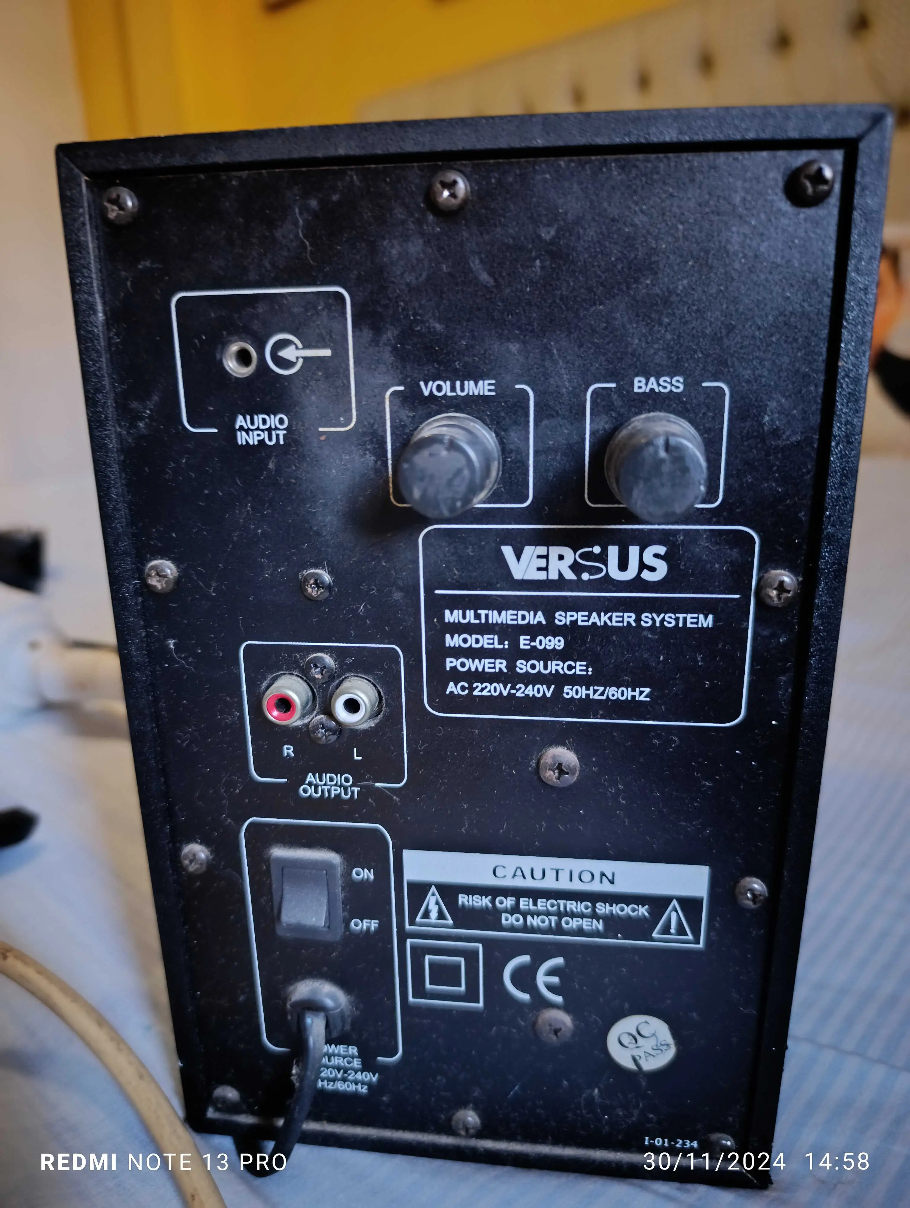  Speaker base versus à Ariana - Photo 2