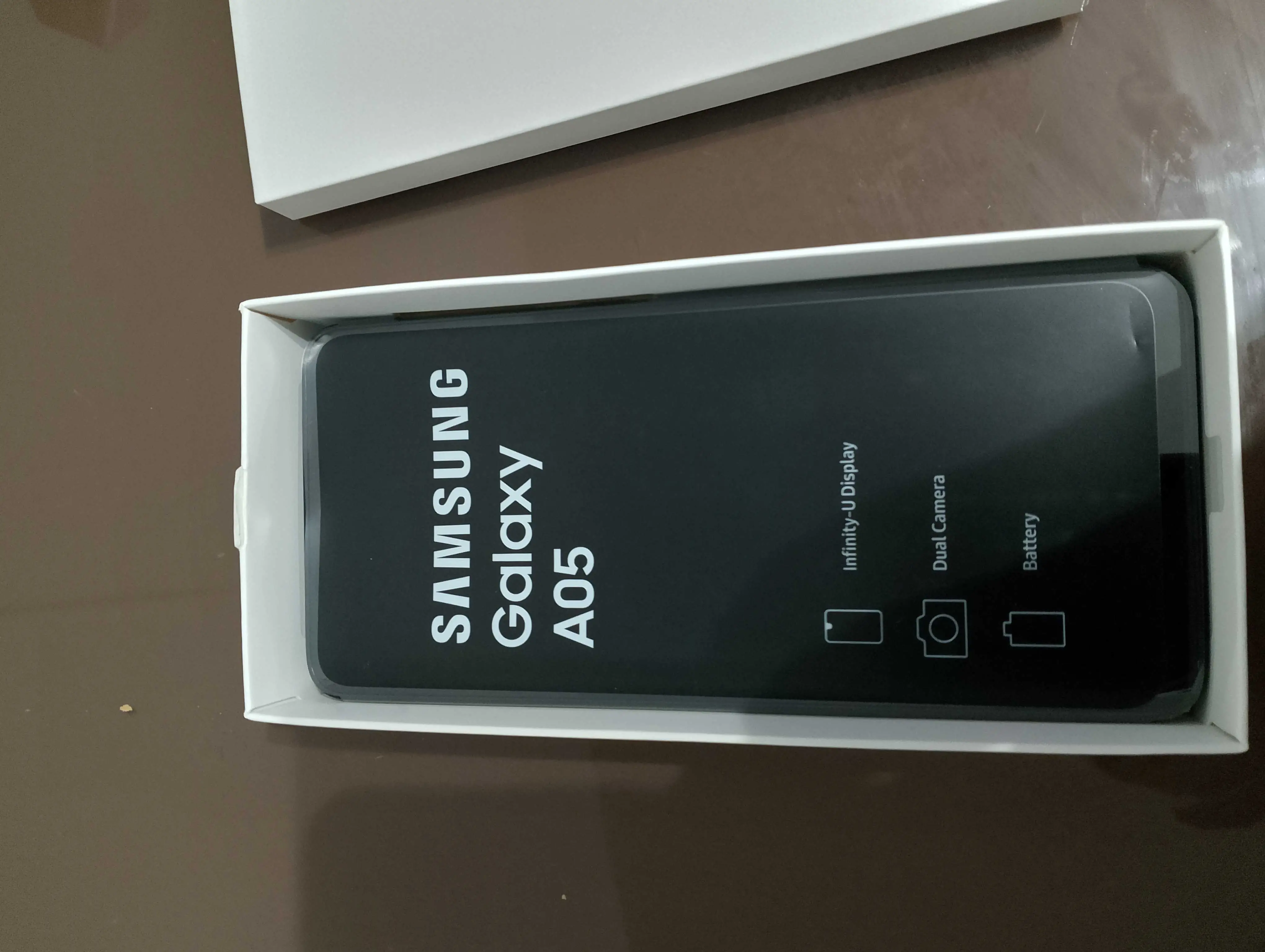  Samsung a05 à Tunis - Photo 2