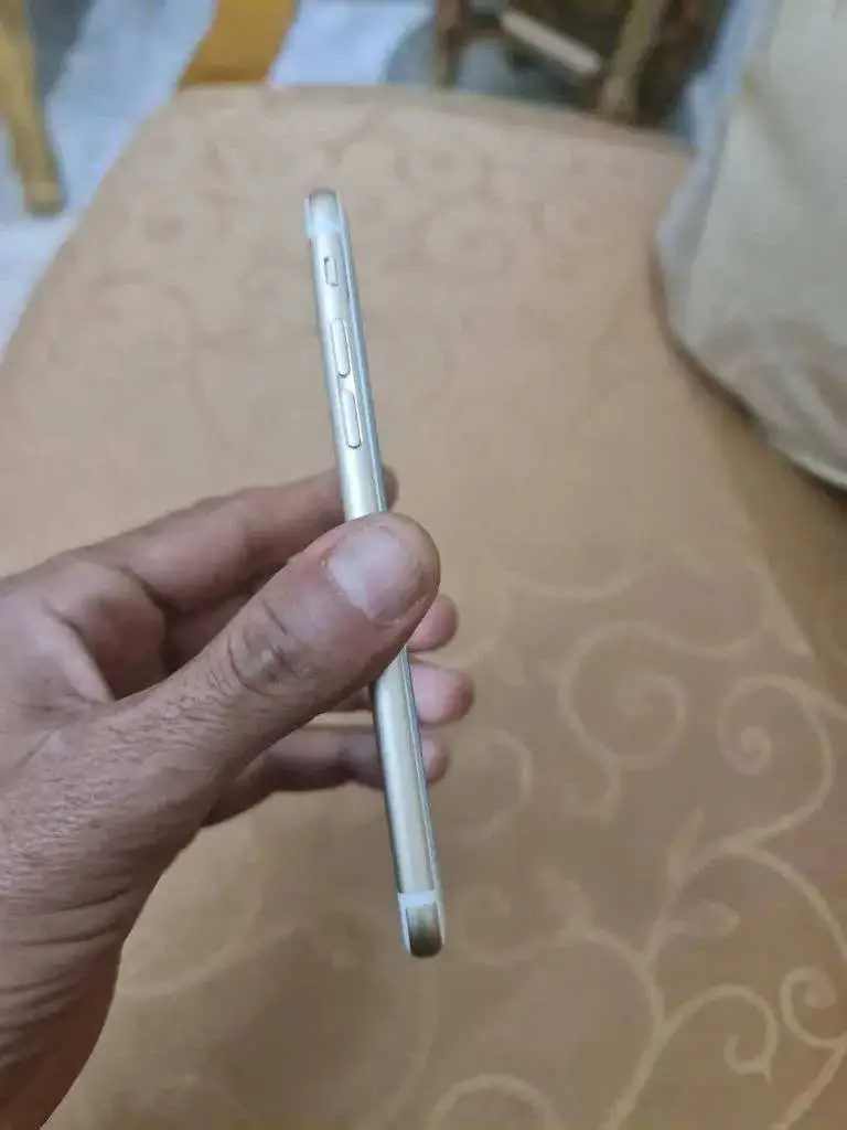  iphone 6 stockage 64g à Manouba - Photo 2