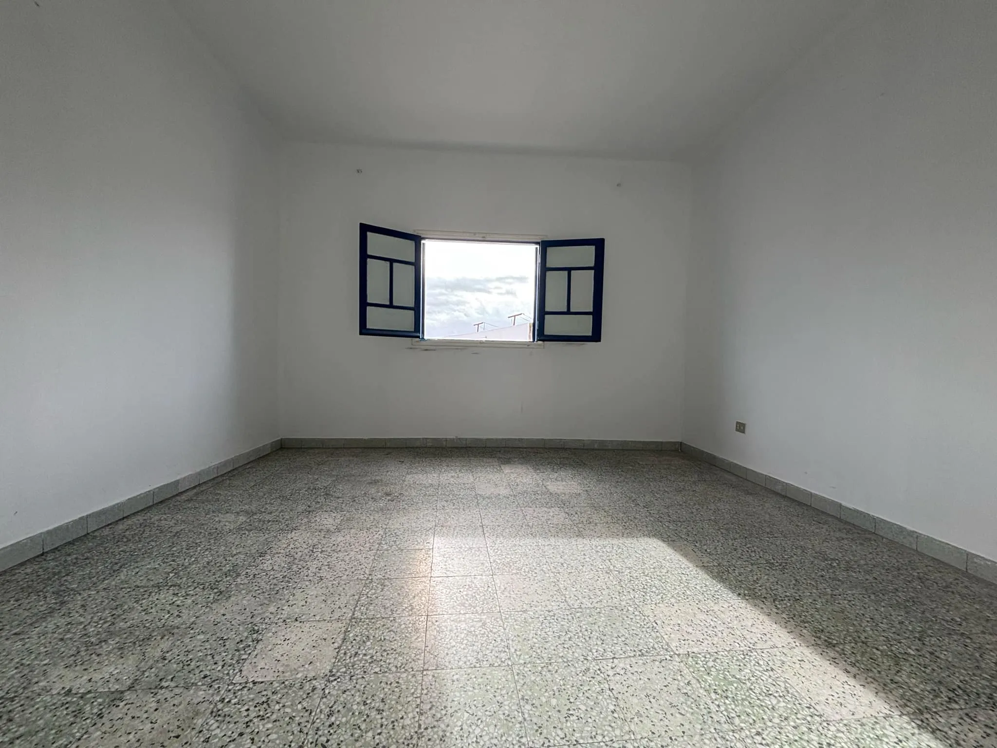  Appartement S+1 avec vue de mer à Hammamet à vendre 51355351 