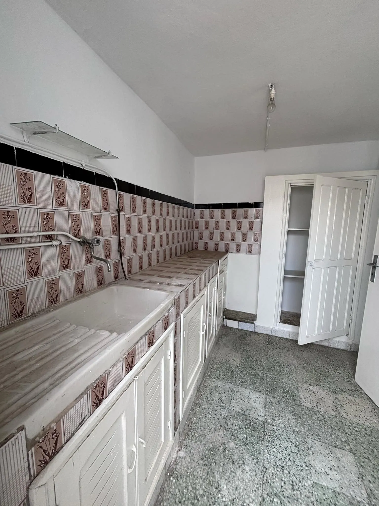  Spacieux Appartement Au centre ville Ras Jebel à Bizerte - Photo 3