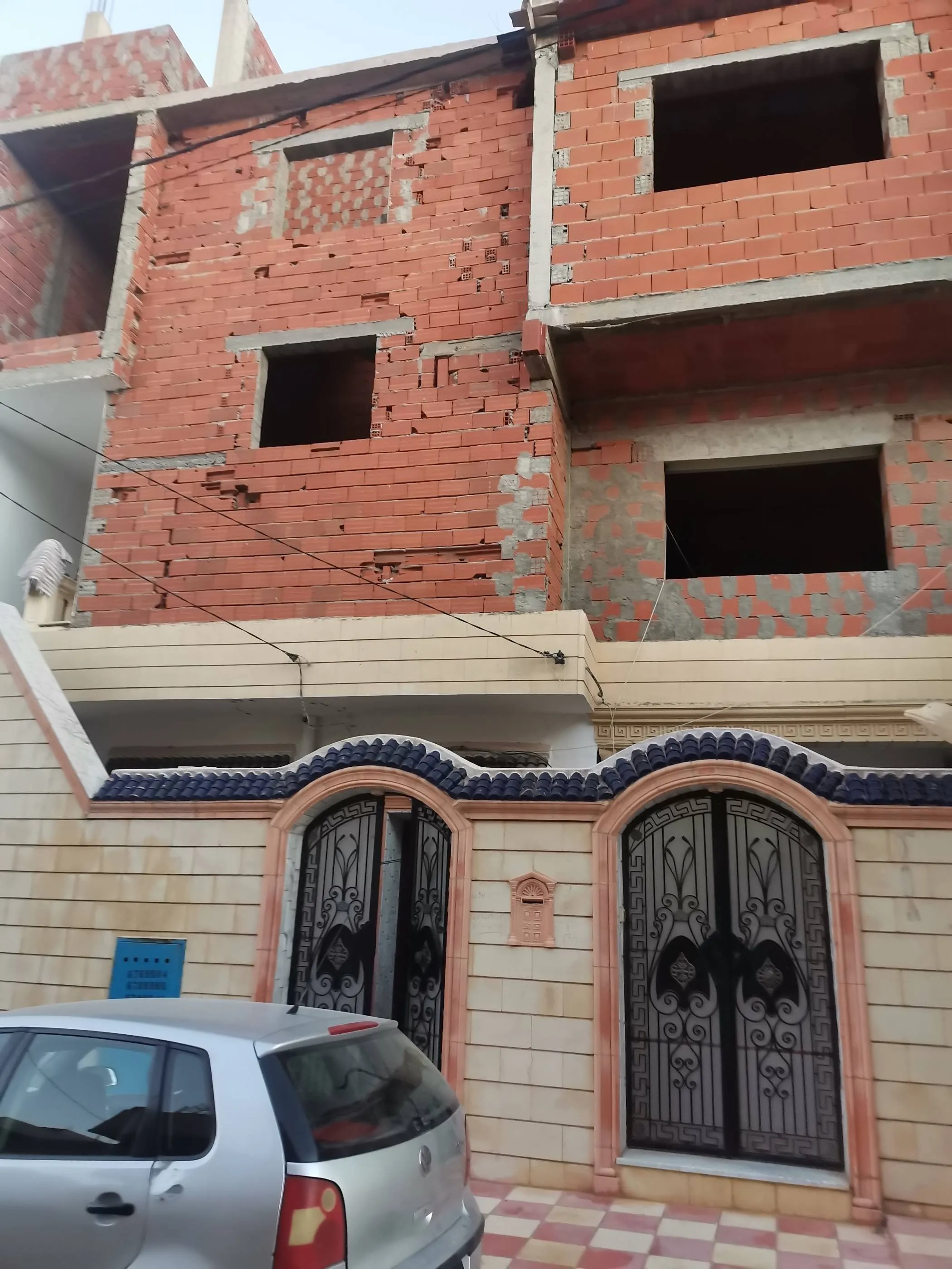  (S+3) à khzema EST , dans un emplacement Stratégique 