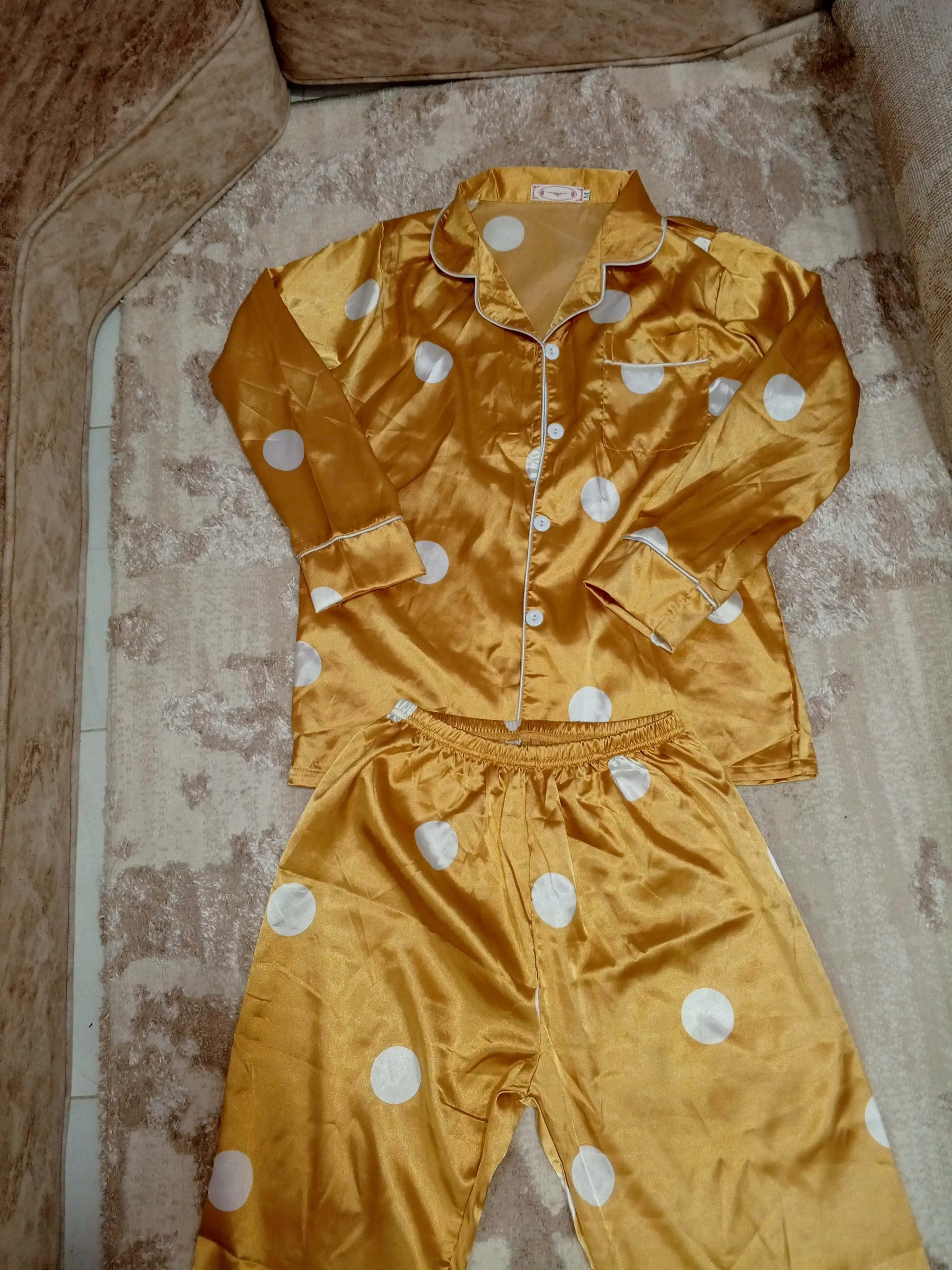  Pyjama neuf satain taille M à Nabeul - Photo 2