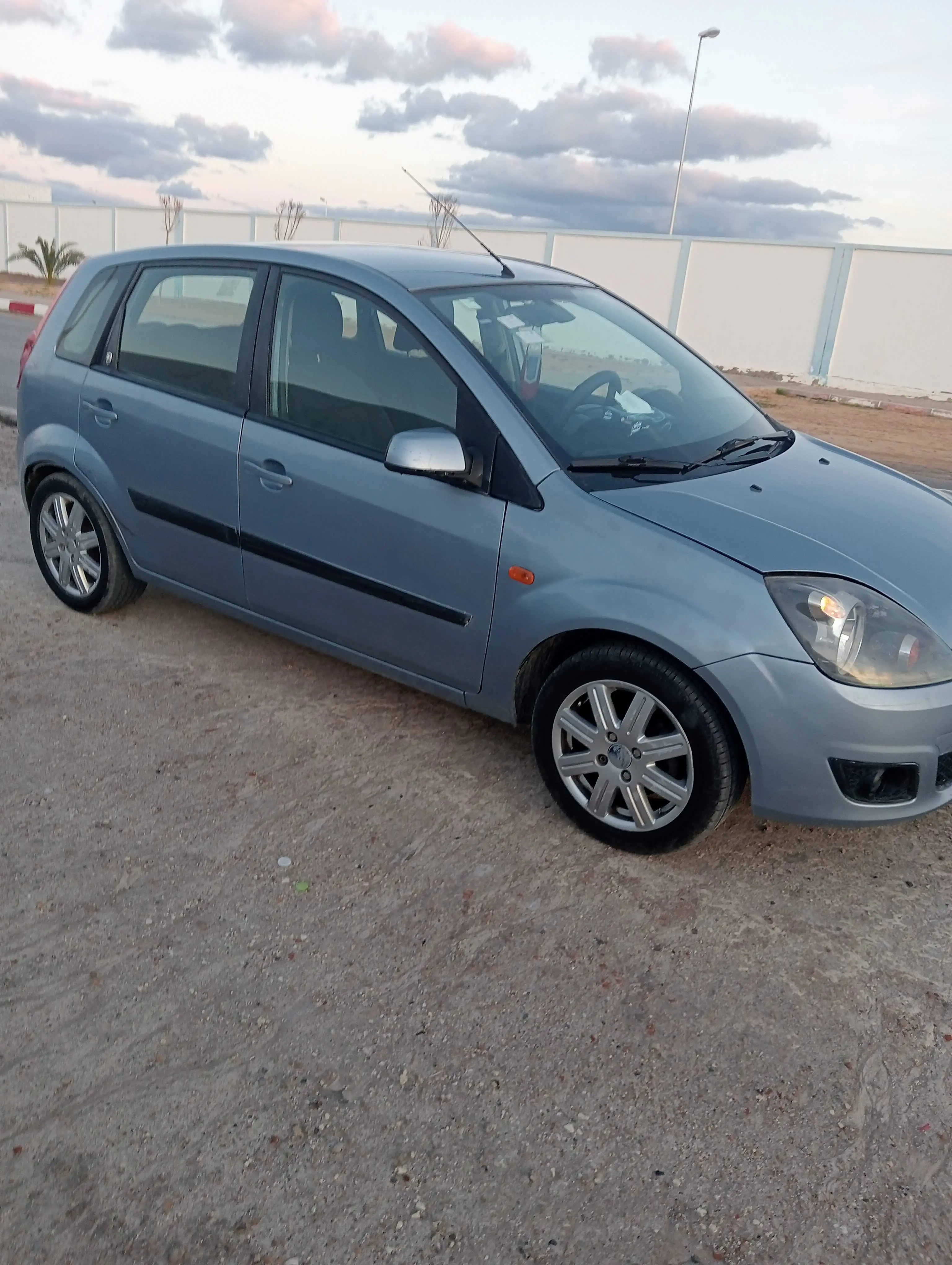 Ford fiesta/50205040 à Medenine - Photo 3