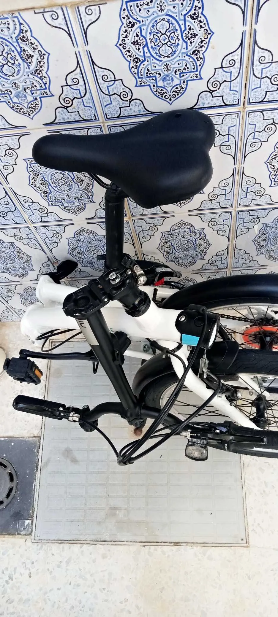  Btwin série limitée blanc Candy unique neuf importer. à sousse - Photo 3