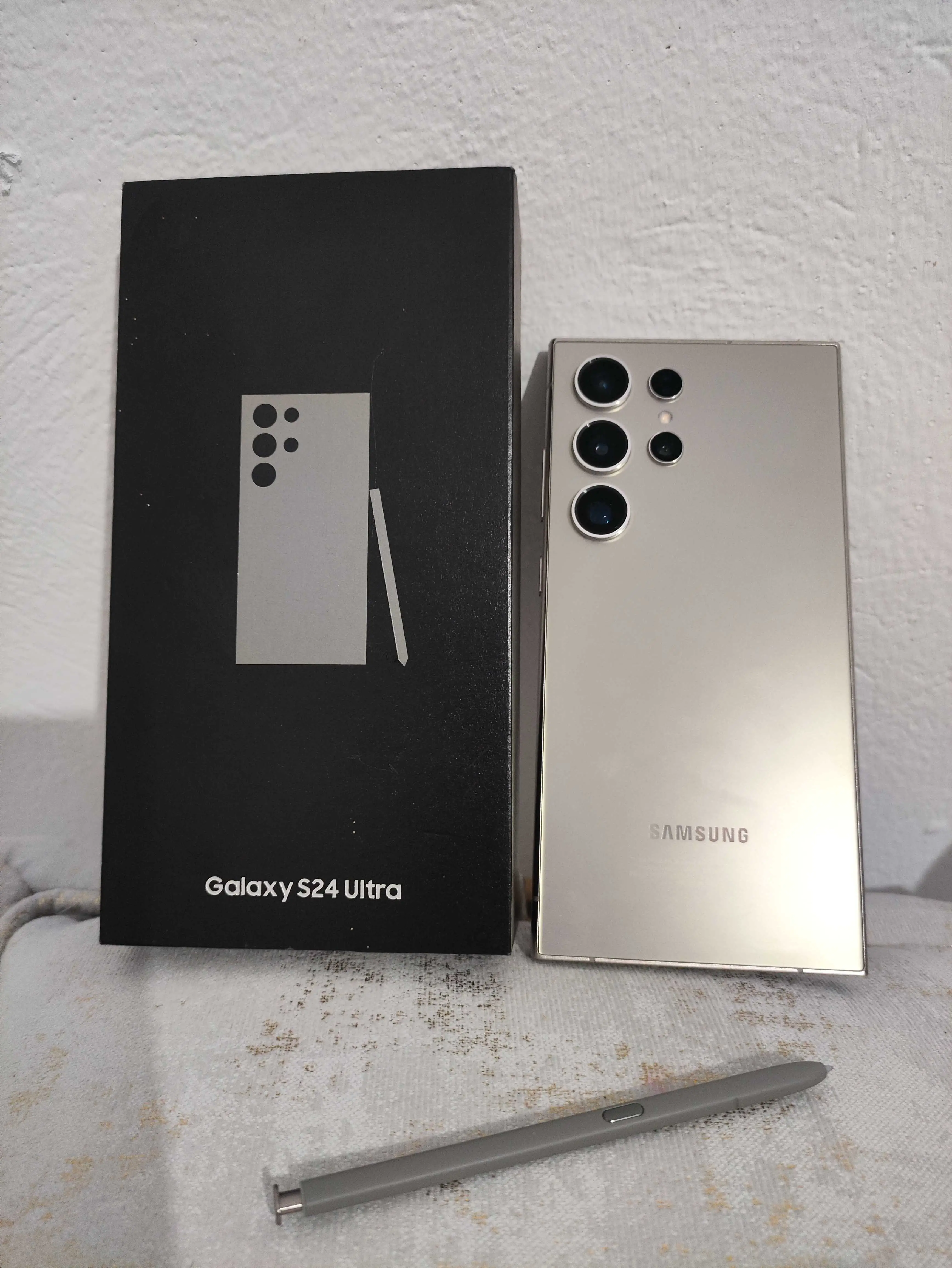  S24 ultra 12/256 G neuf à Kairouan - Photo 2