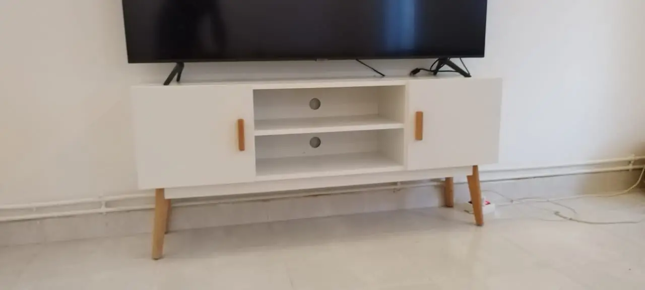  Meuble TV - tres bon etat - achat mai 2024 à Tunis - Photo 2