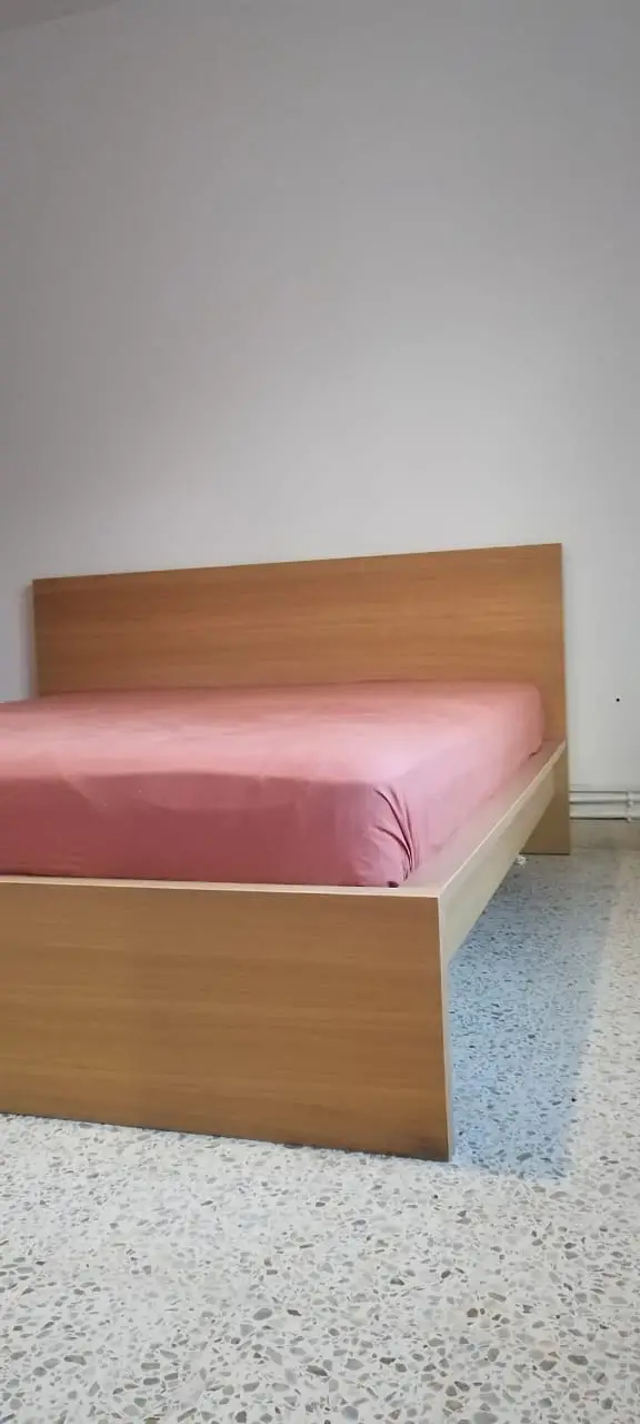  Matelas + lit 180x200 à Tunis - Photo 2