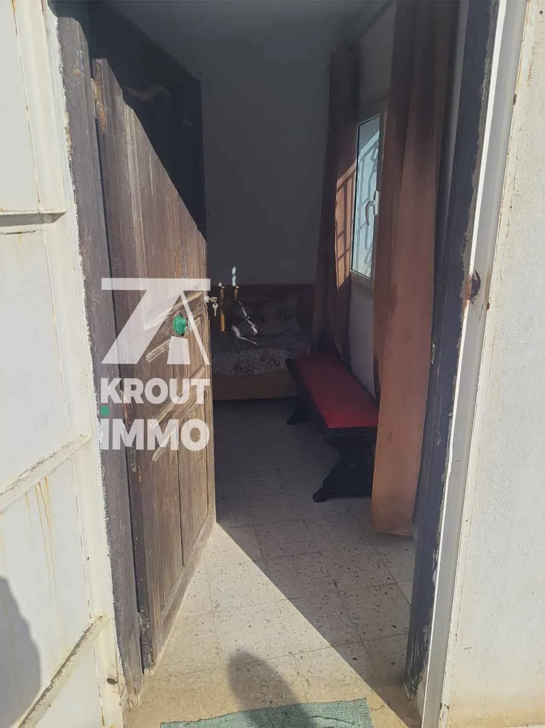 un spacieux appartement s+2 vide au 3éme étage(avec ascenseur) a louer a manar 1 a coté monoprix 