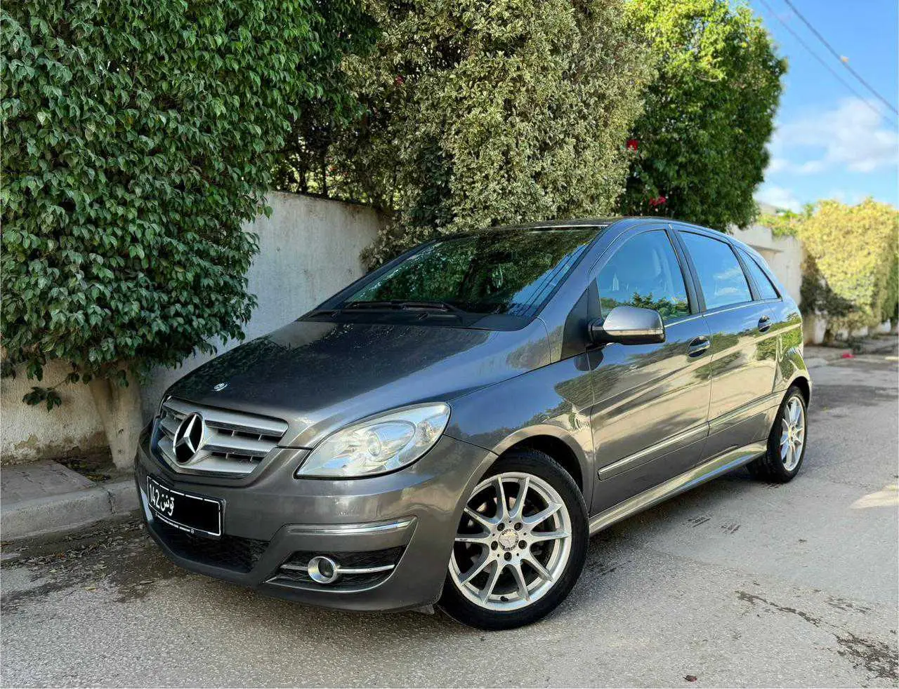  MERCEDES B180 Boîte Auto à Ariana - Photo 2