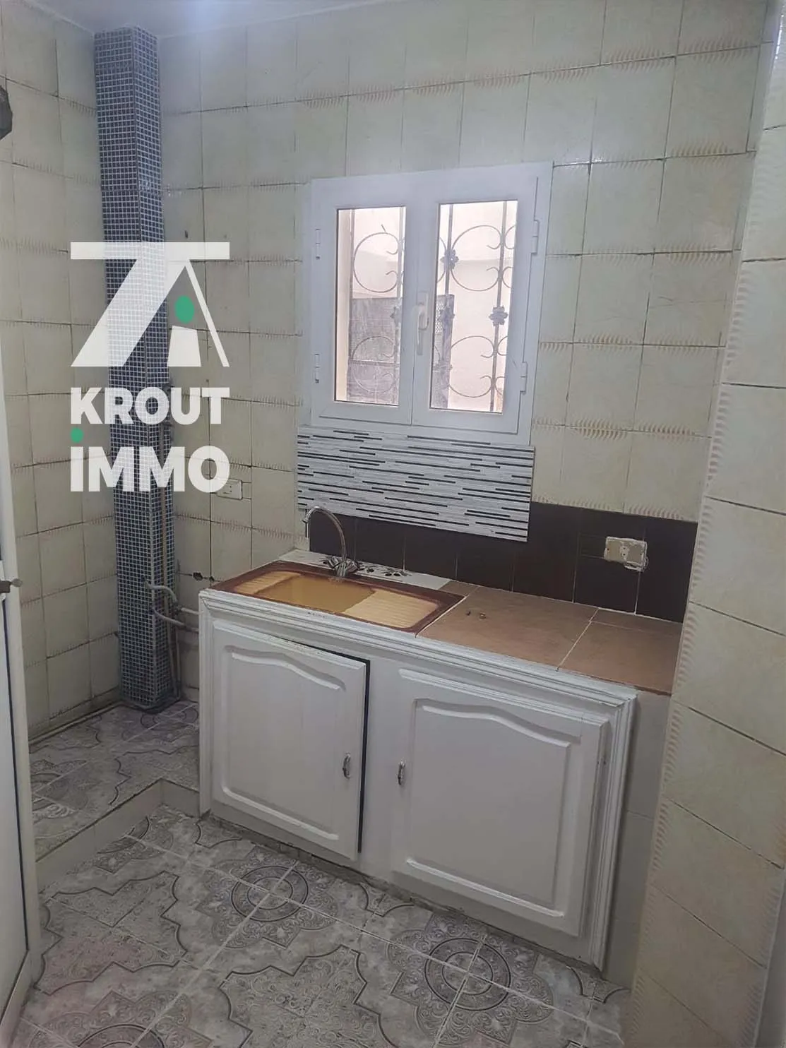  à vendre un S+1 à cité Ettahrir à Tunis - Photo 3