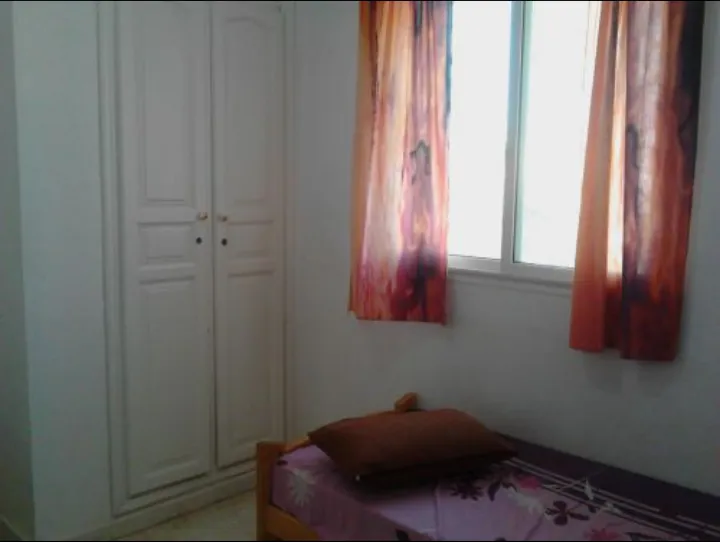  studio meublé pour étudiantes à Manouba - Photo 2