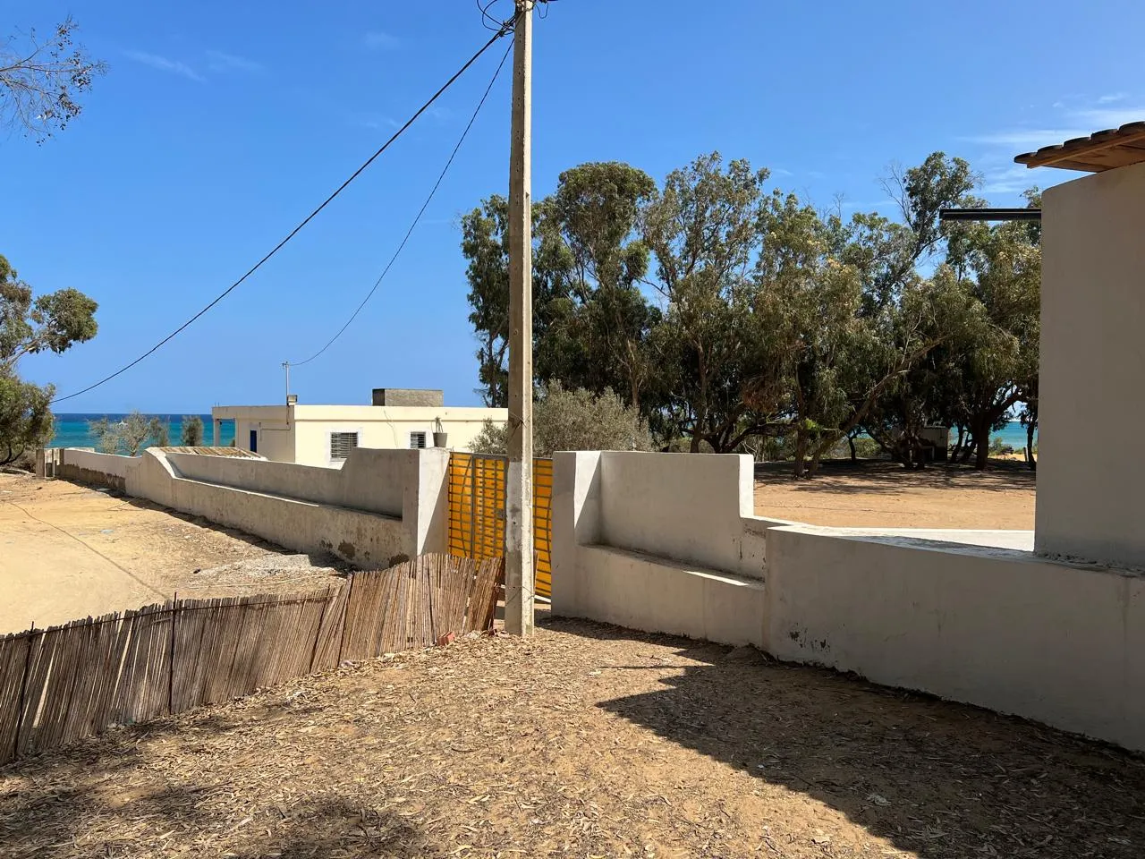  s+2 situé à manar 1 