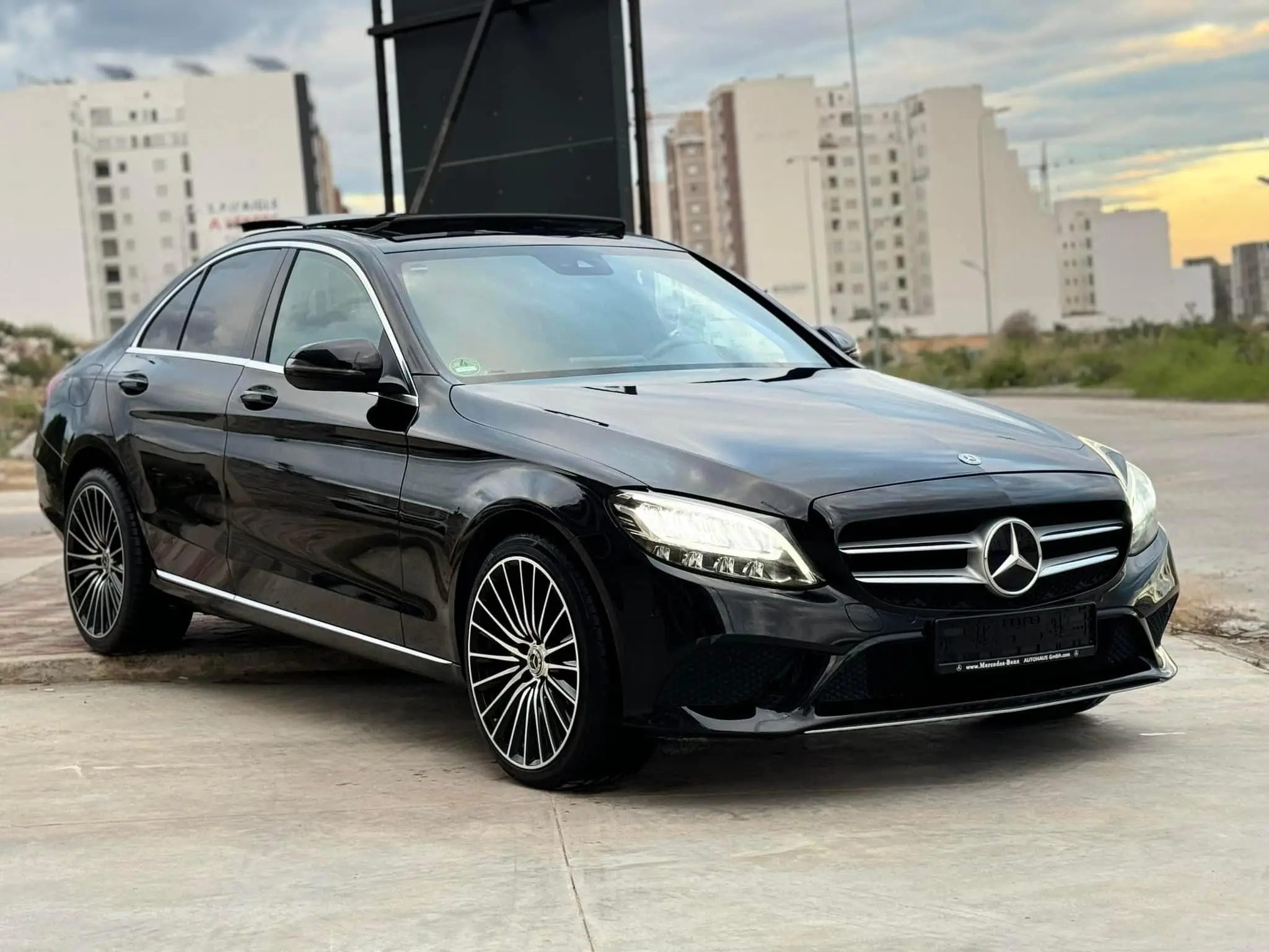  Mercedes classe C200 à sousse - Photo 3