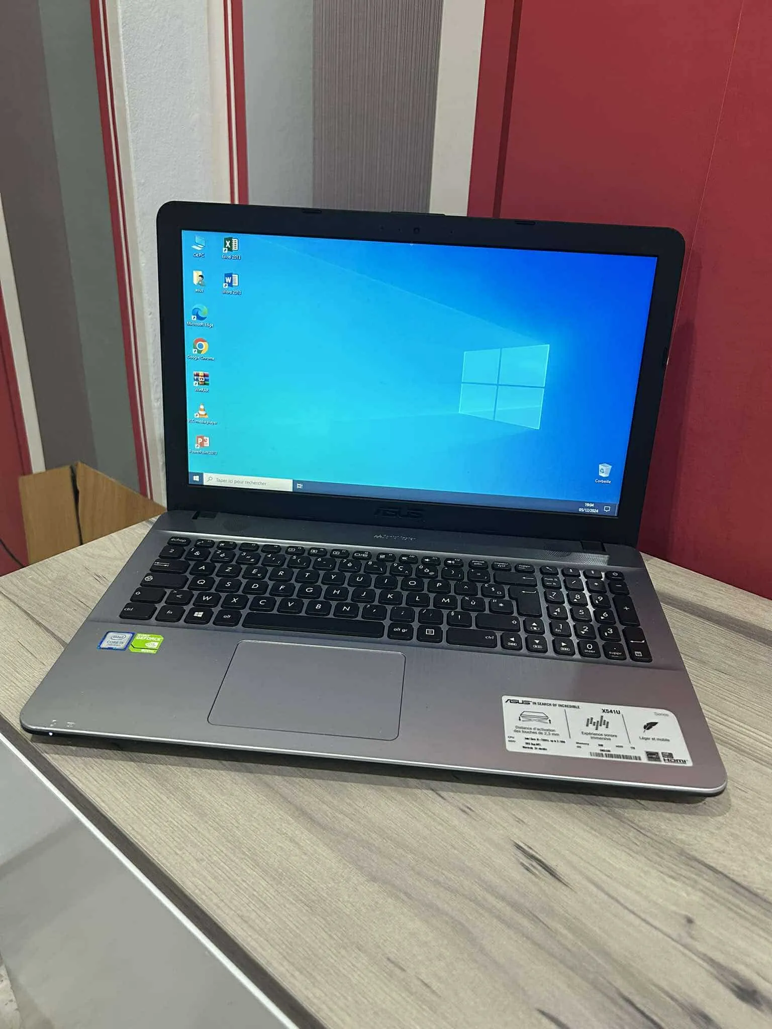  PC Asus comme neuf à Ariana - Photo 3