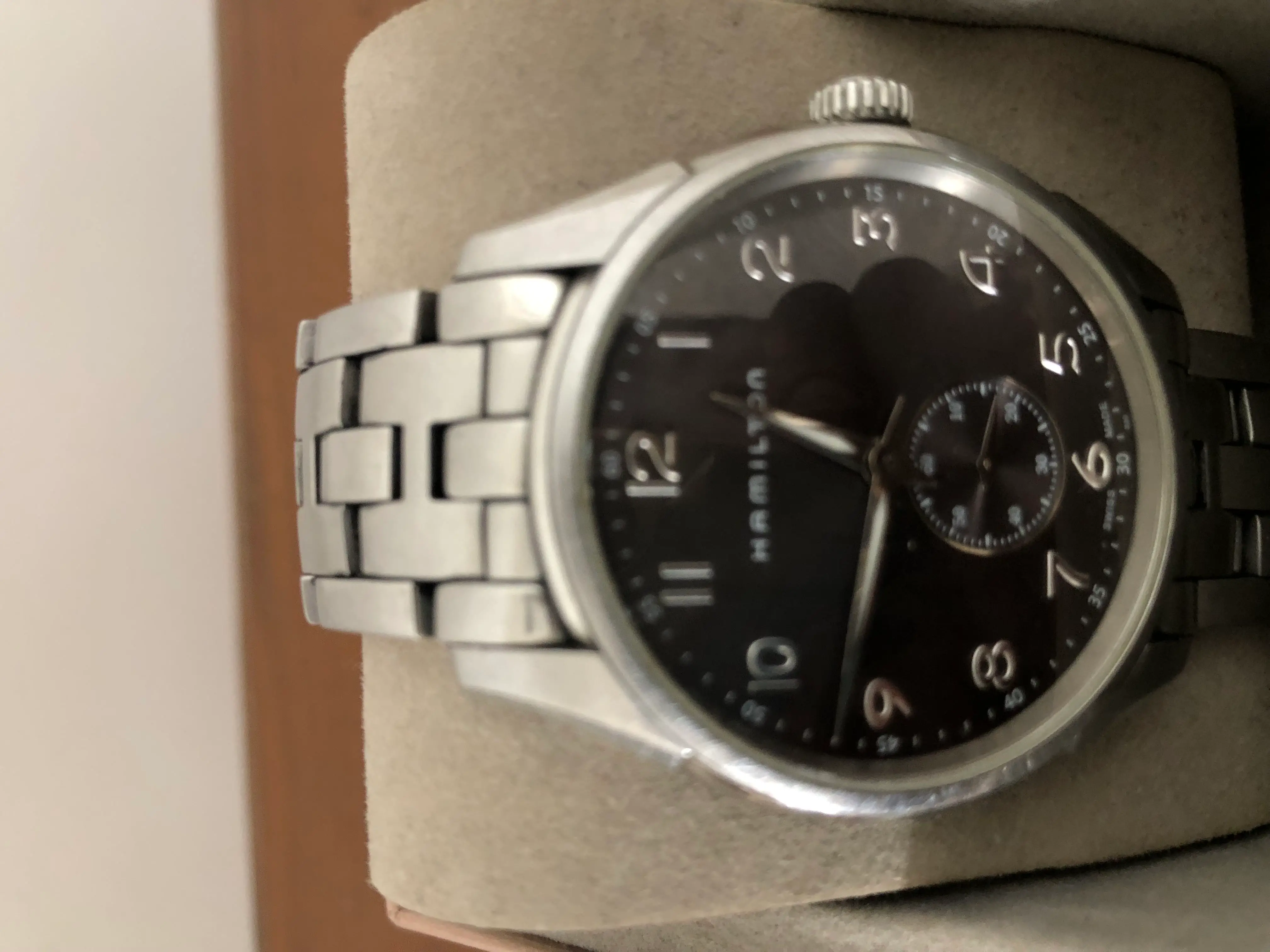 Montre Hamilton à Ariana - Photo 2