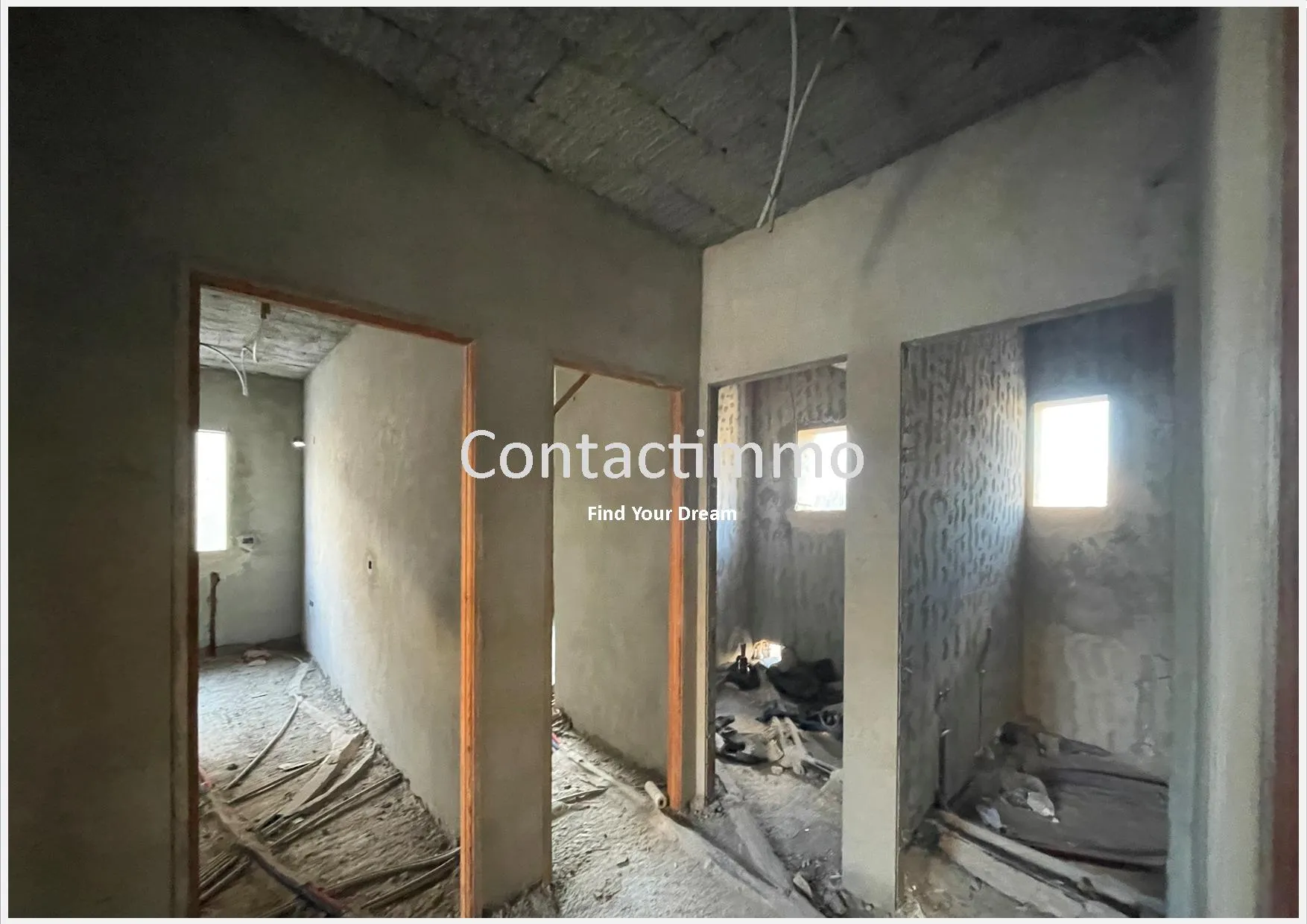  Duplex inachevé de 250 m² à vendre à Ariana - Photo 3